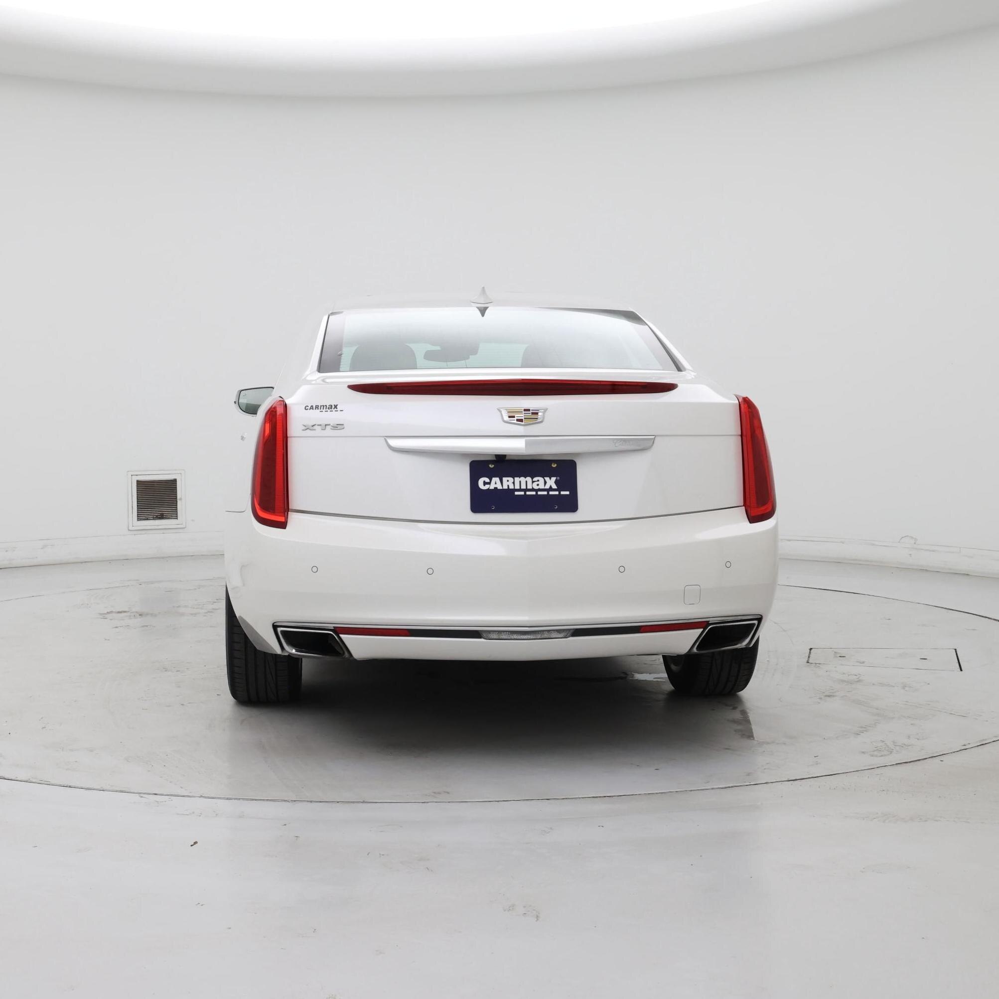 Thumbnail: 2017 Cadillac XTS - 6
