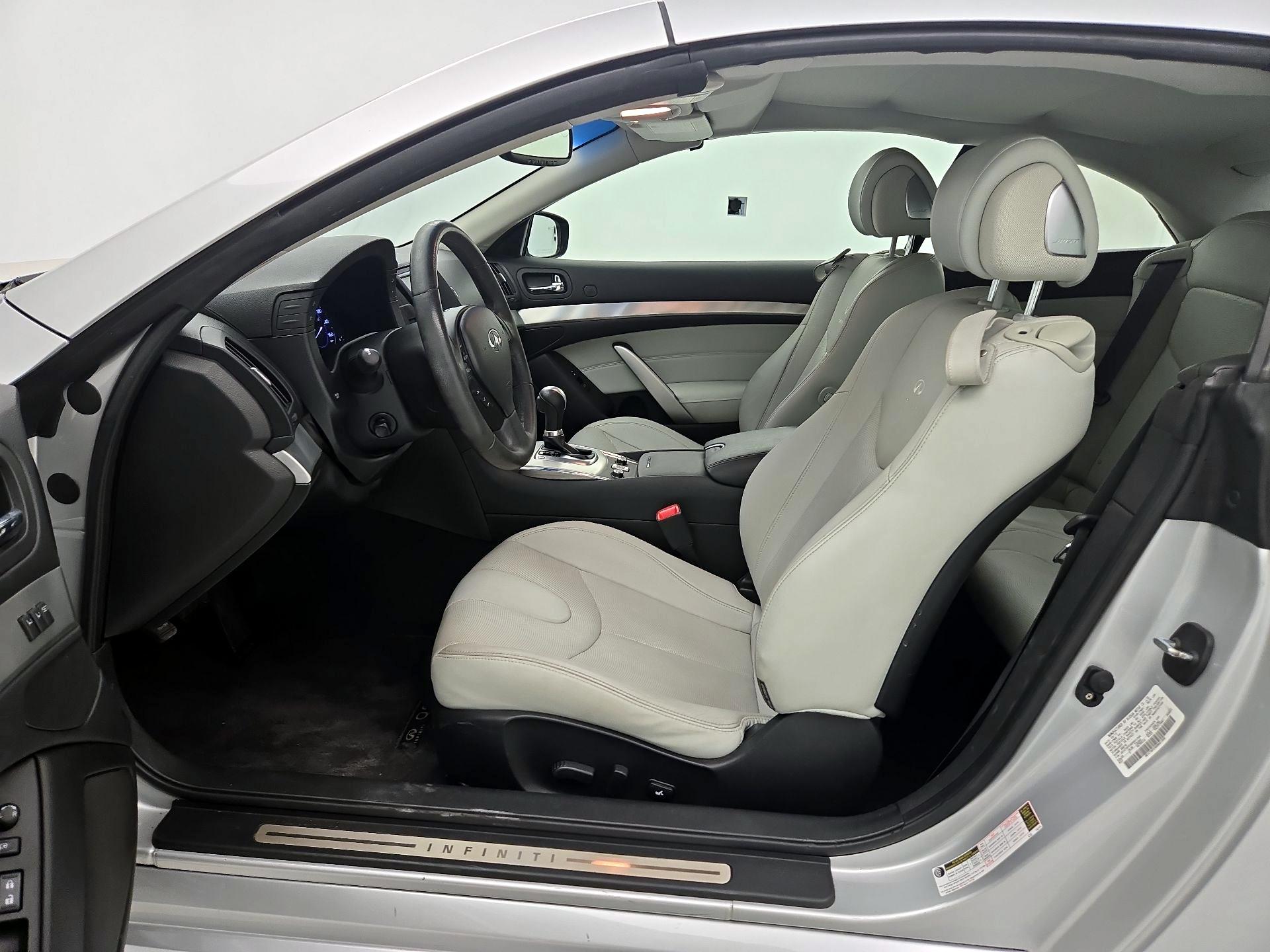 Thumbnail: 2014 INFINITI Q60 - 11