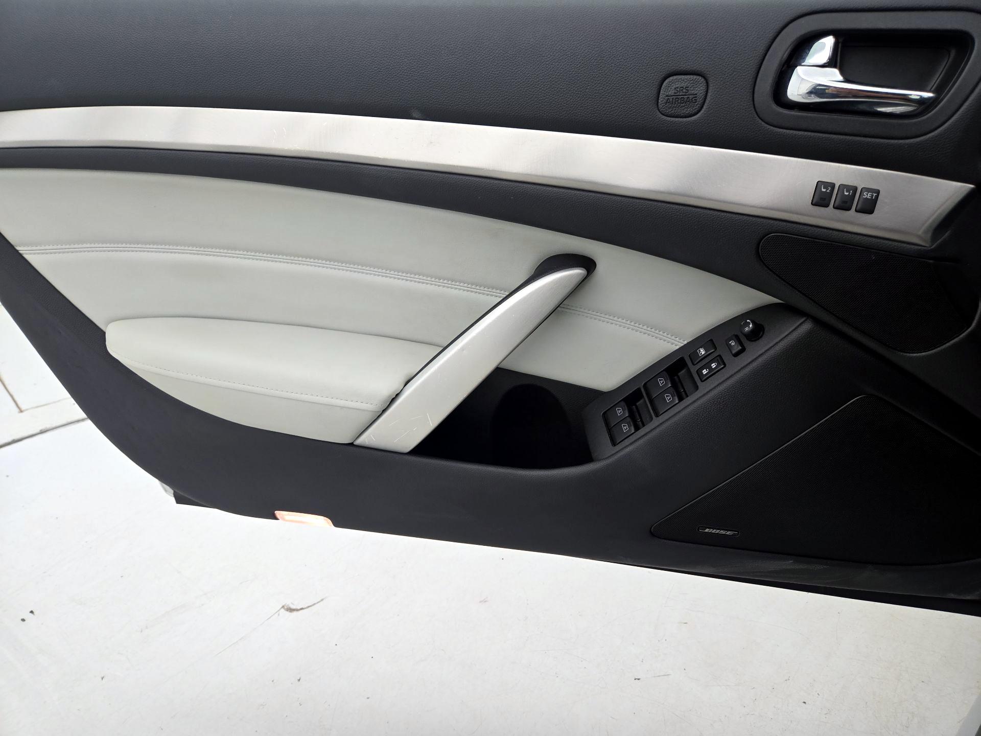 Thumbnail: 2014 INFINITI Q60 - 12