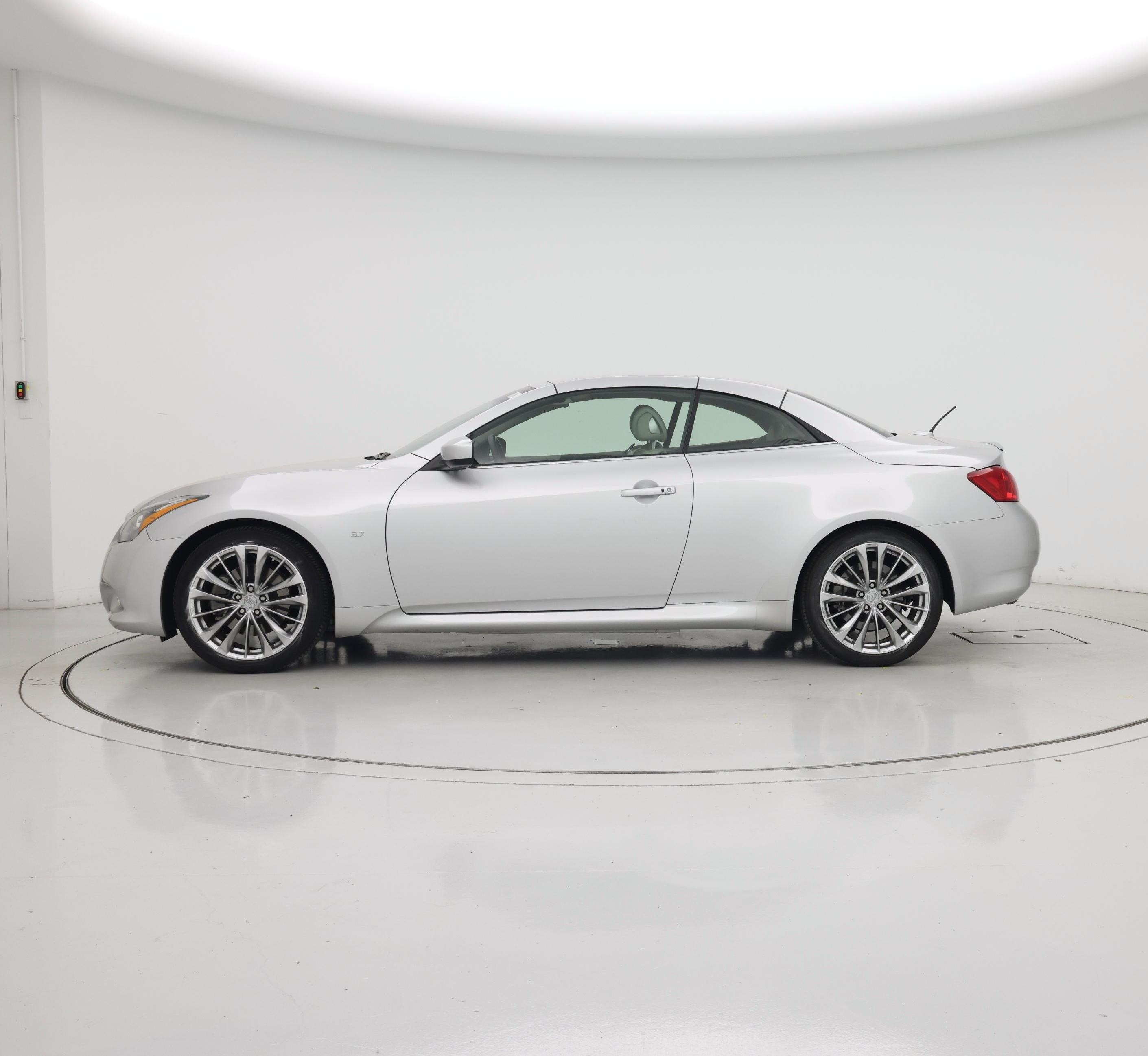 Thumbnail: 2014 INFINITI Q60 - 3