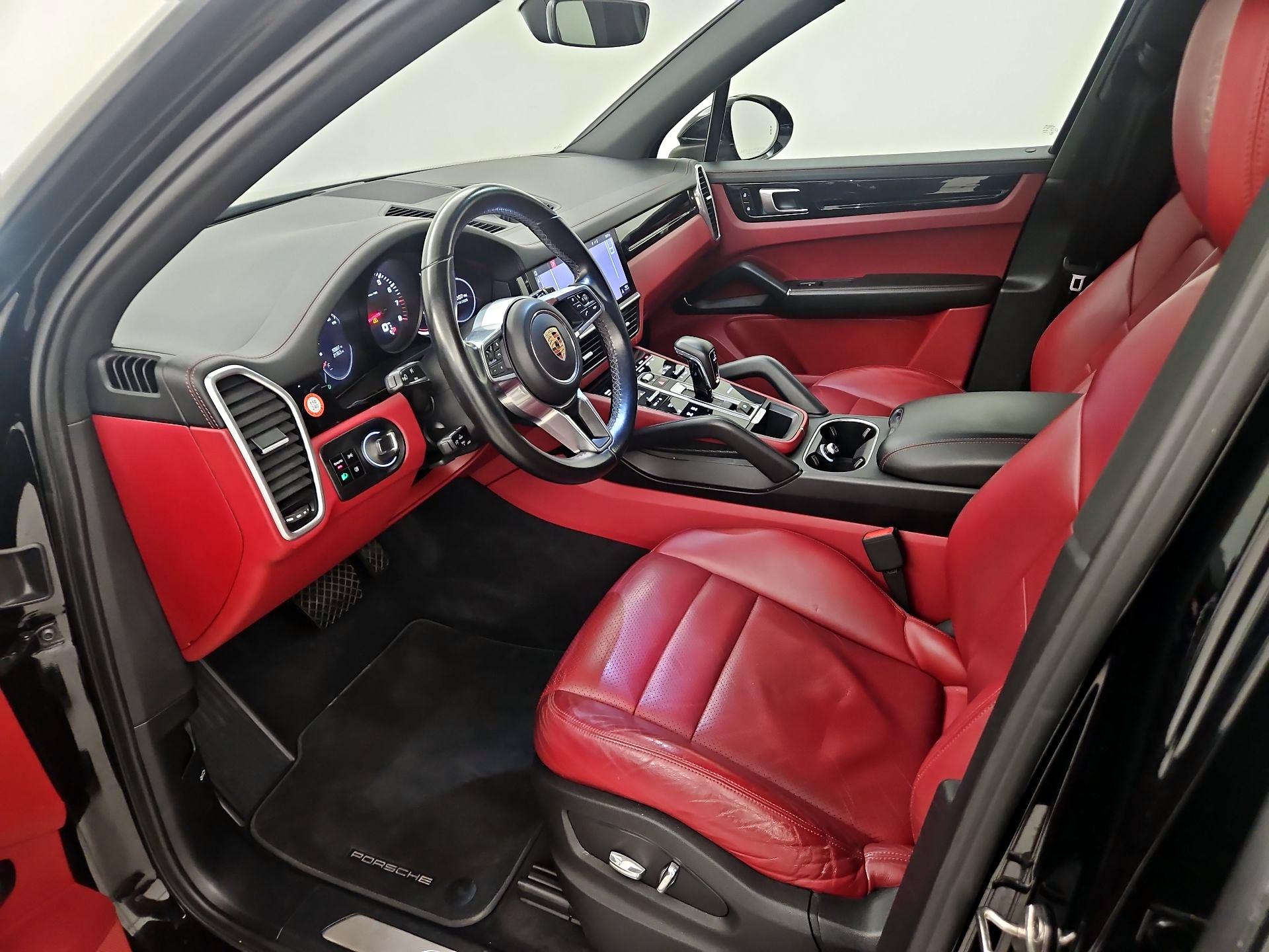 Thumbnail: 2019 Porsche Cayenne - 11