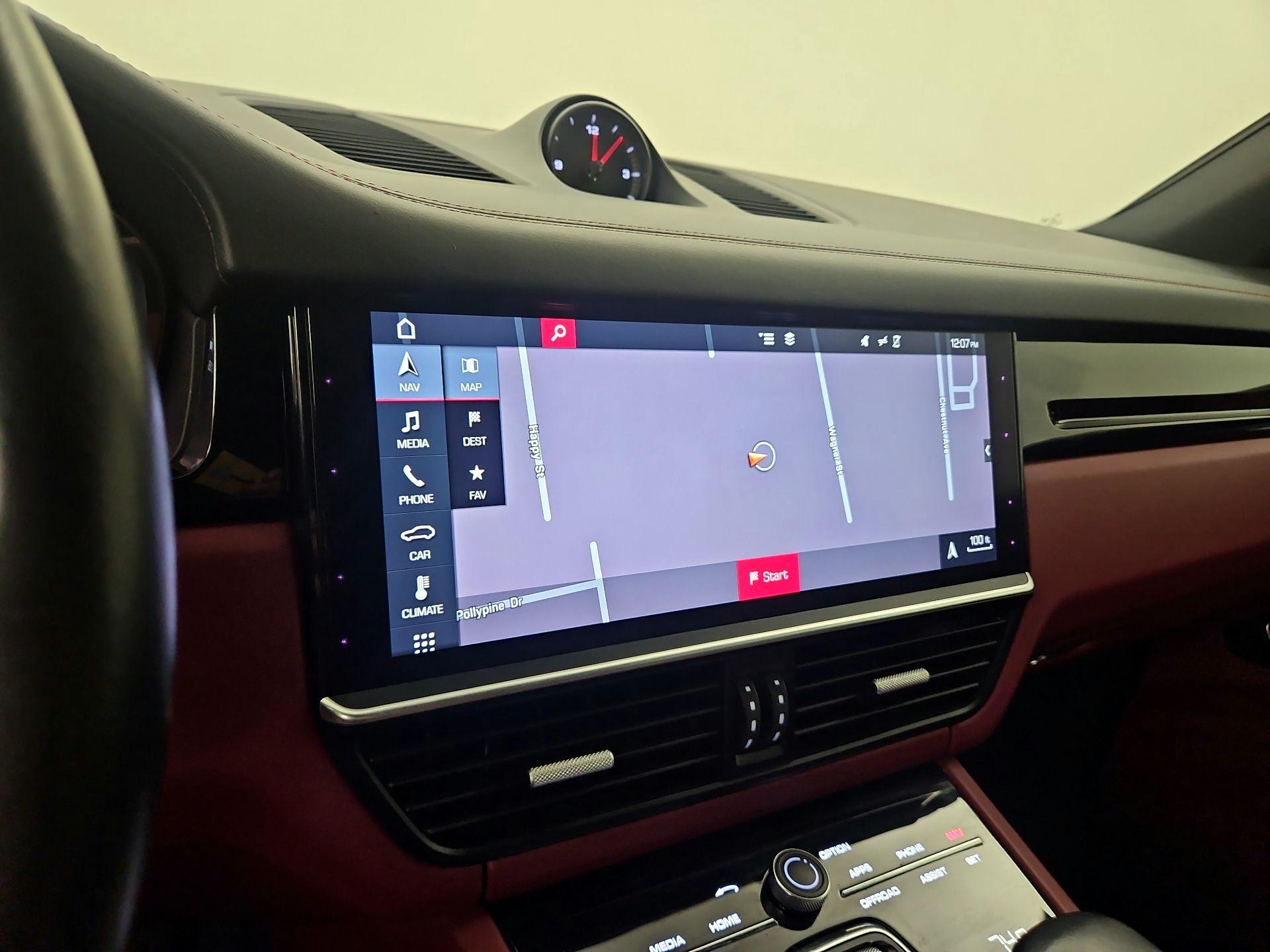 Thumbnail: 2019 Porsche Cayenne - 14