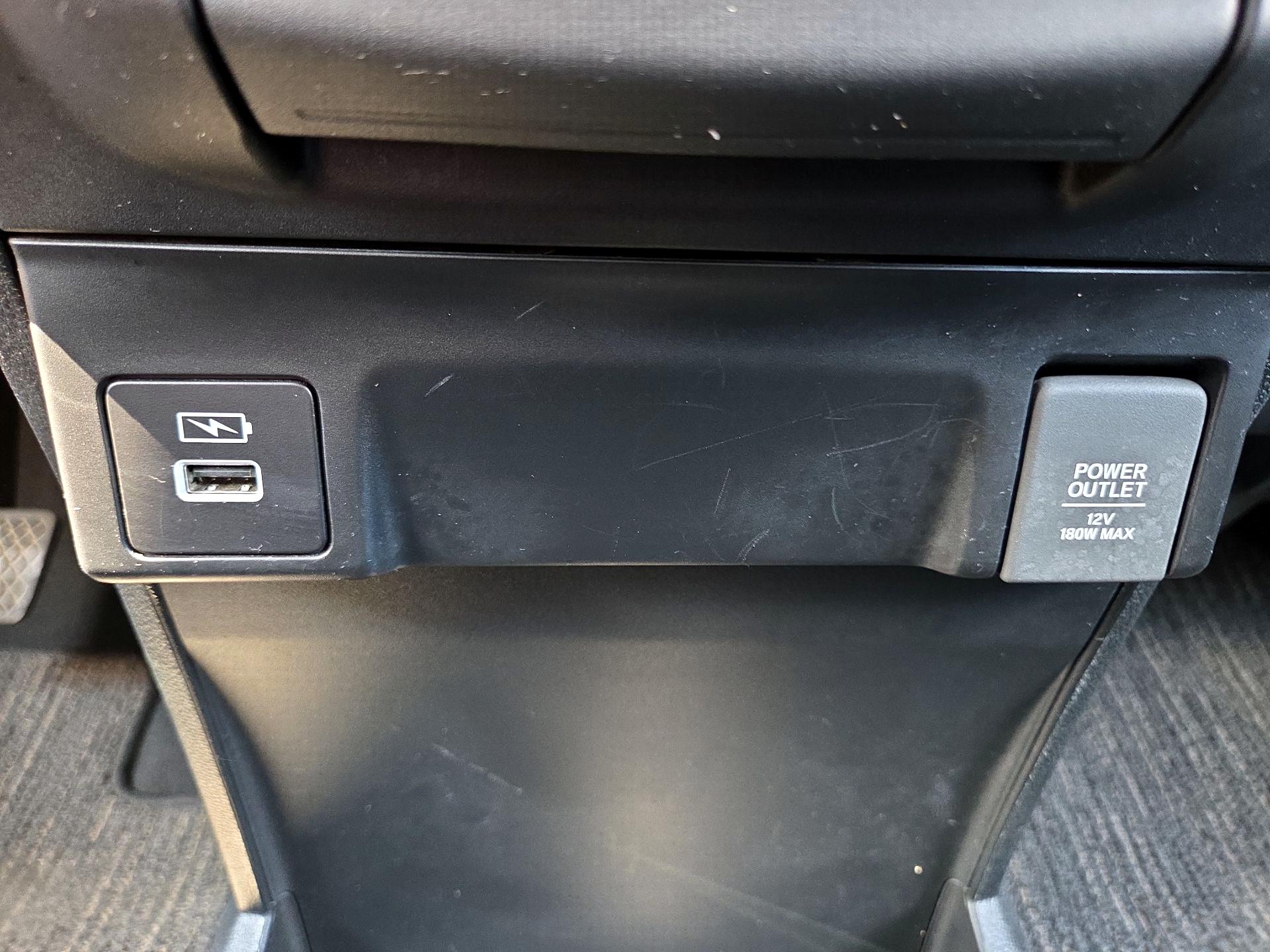 Thumbnail: 2021 Honda Odyssey - 18