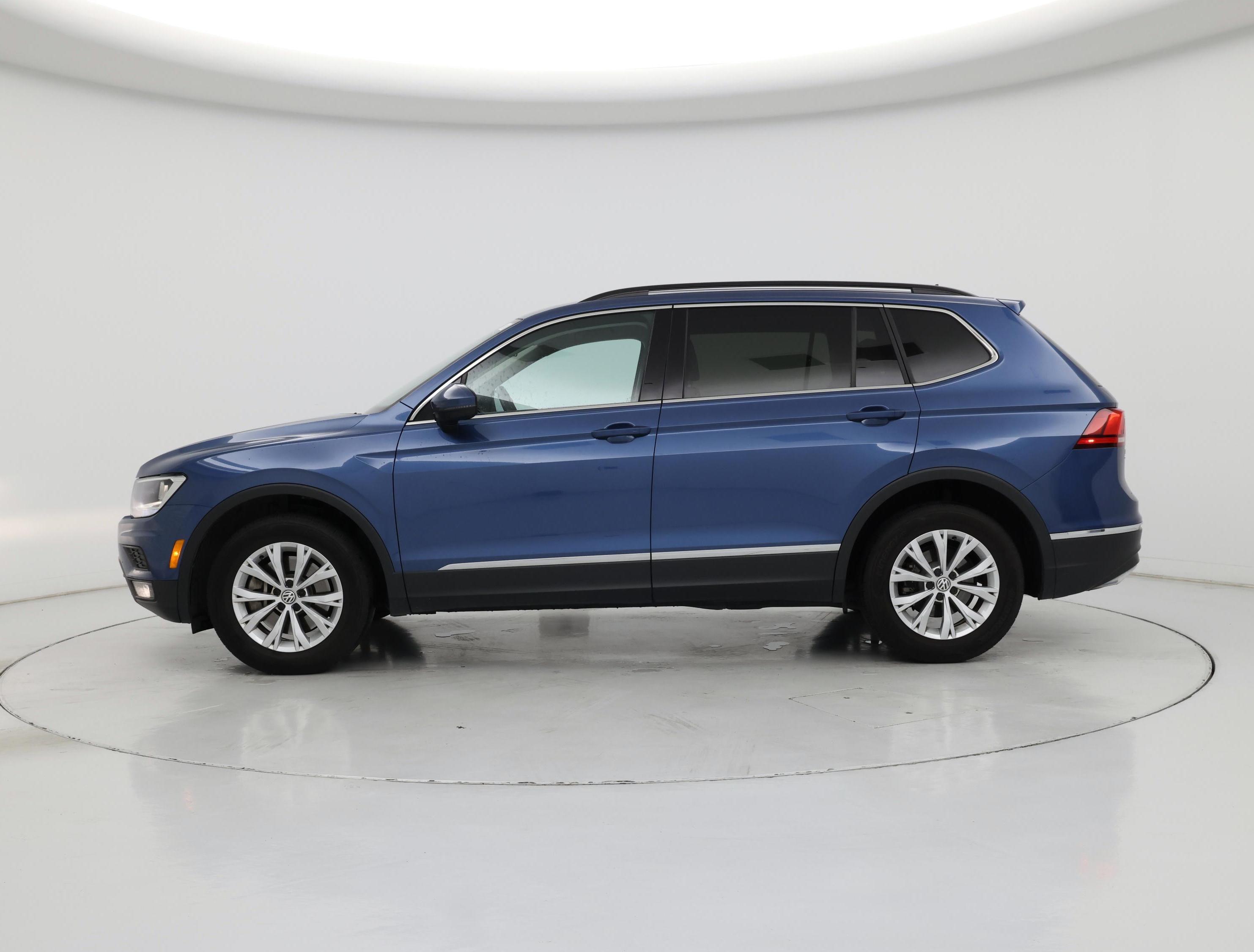 Thumbnail: 2018 Volkswagen Tiguan - 3