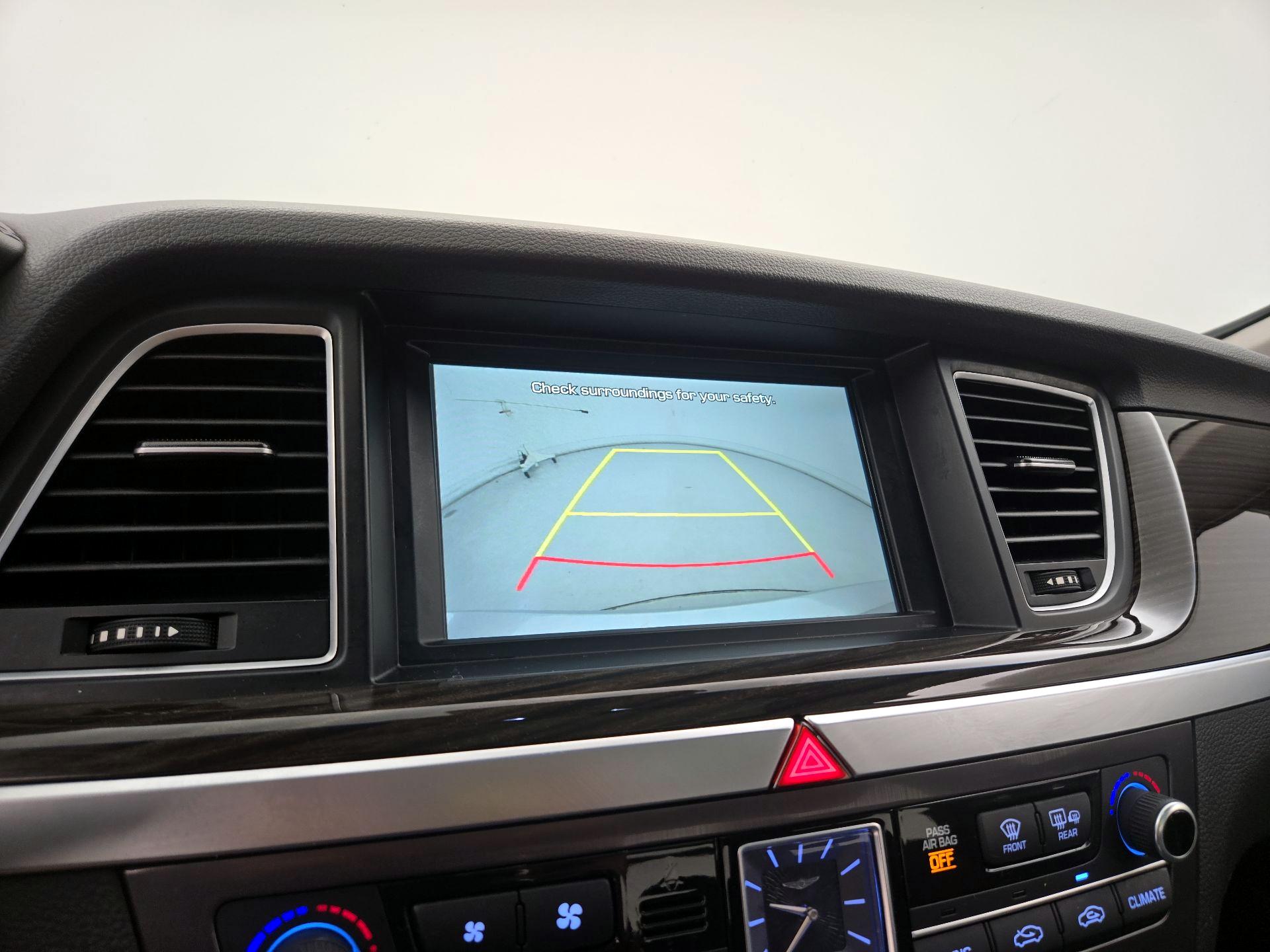 Thumbnail: 2018 Genesis G80 - 15