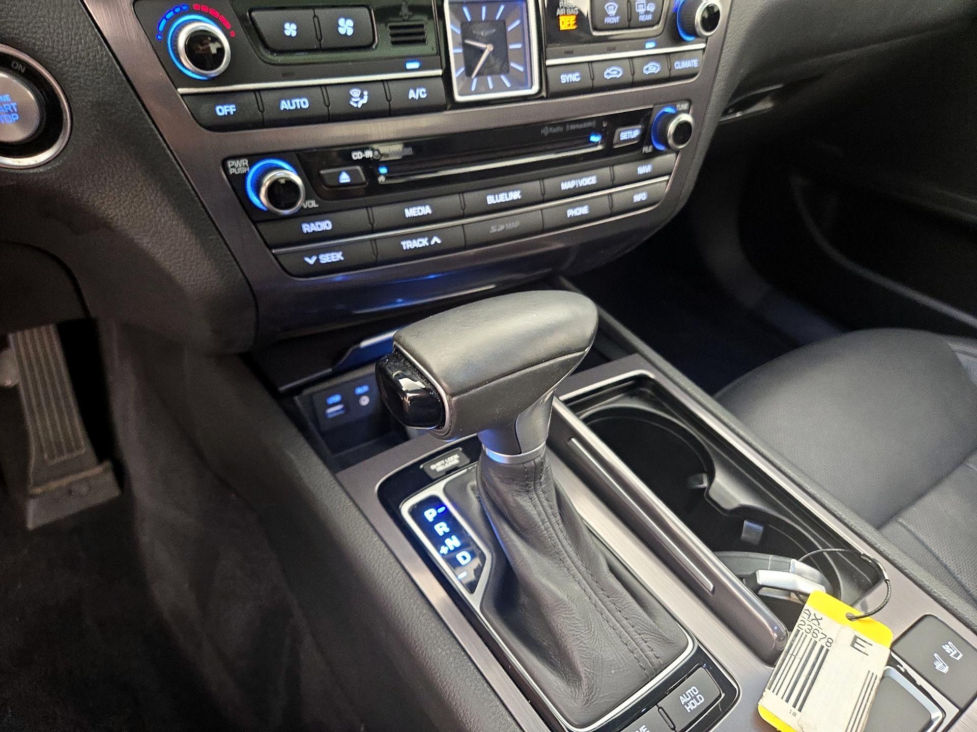 Thumbnail: 2018 Genesis G80 - 18