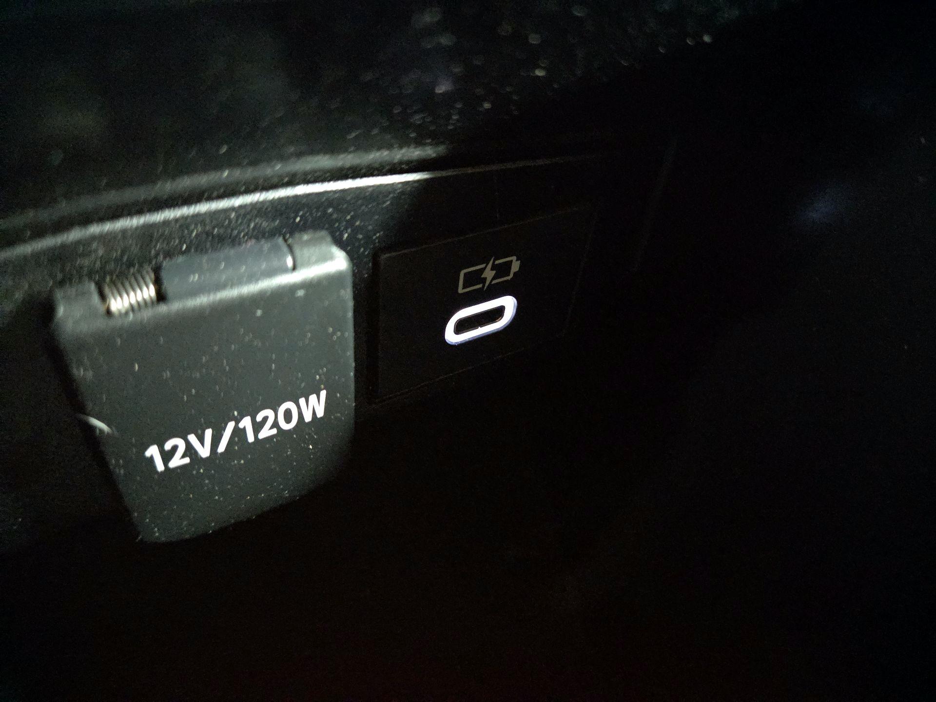 Thumbnail: 2023 Toyota Corolla - 18