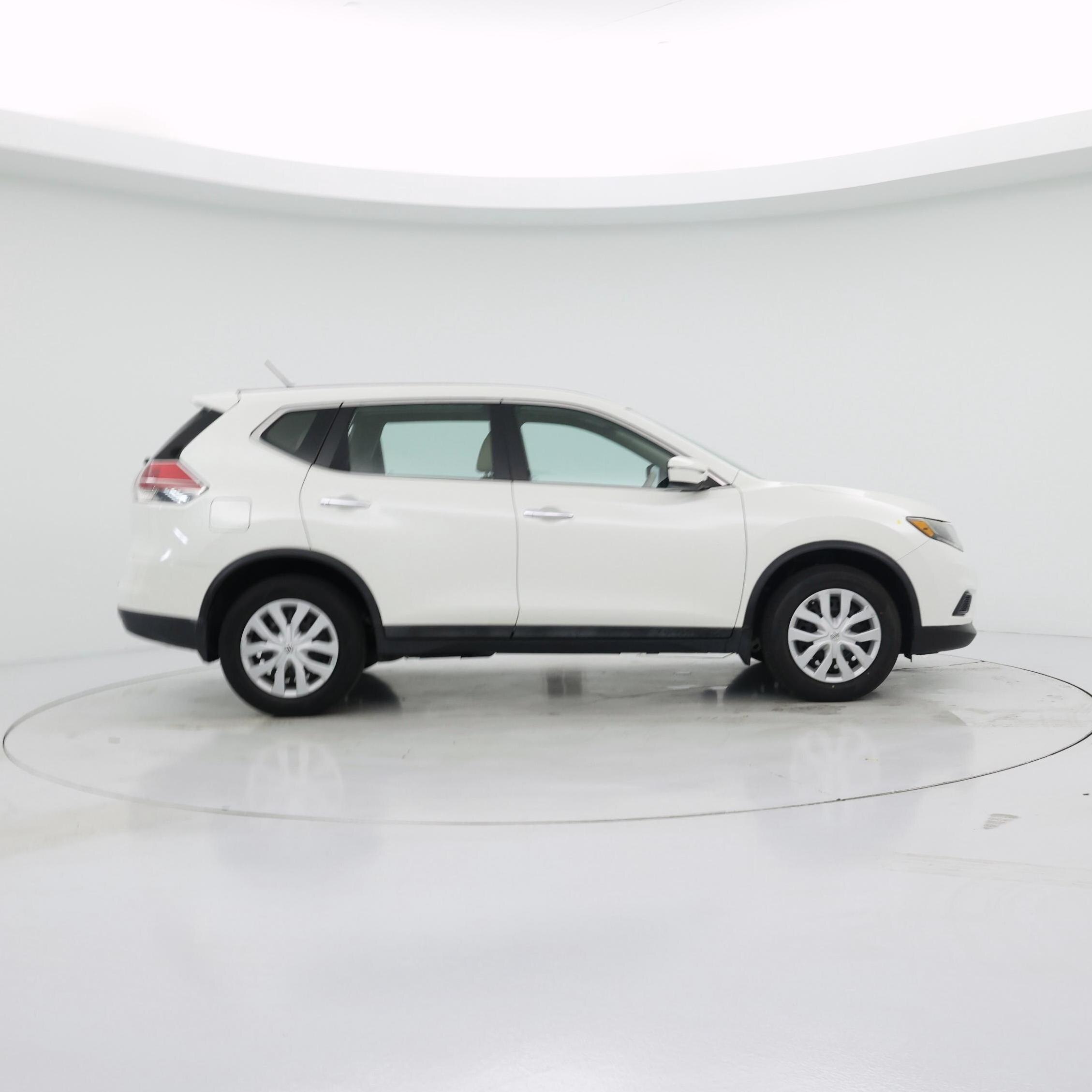 Thumbnail: 2015 Nissan Rogue - 7