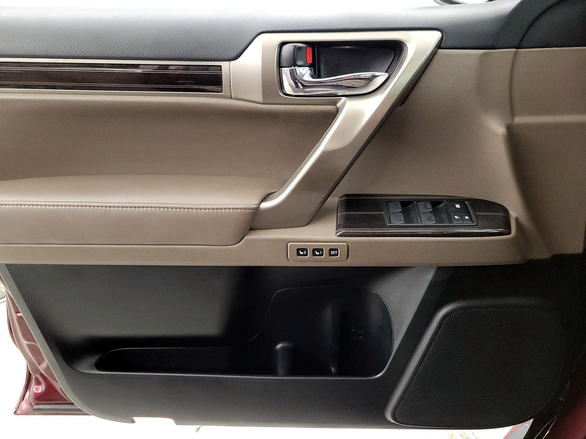 Thumbnail: 2020 Lexus GX - 12