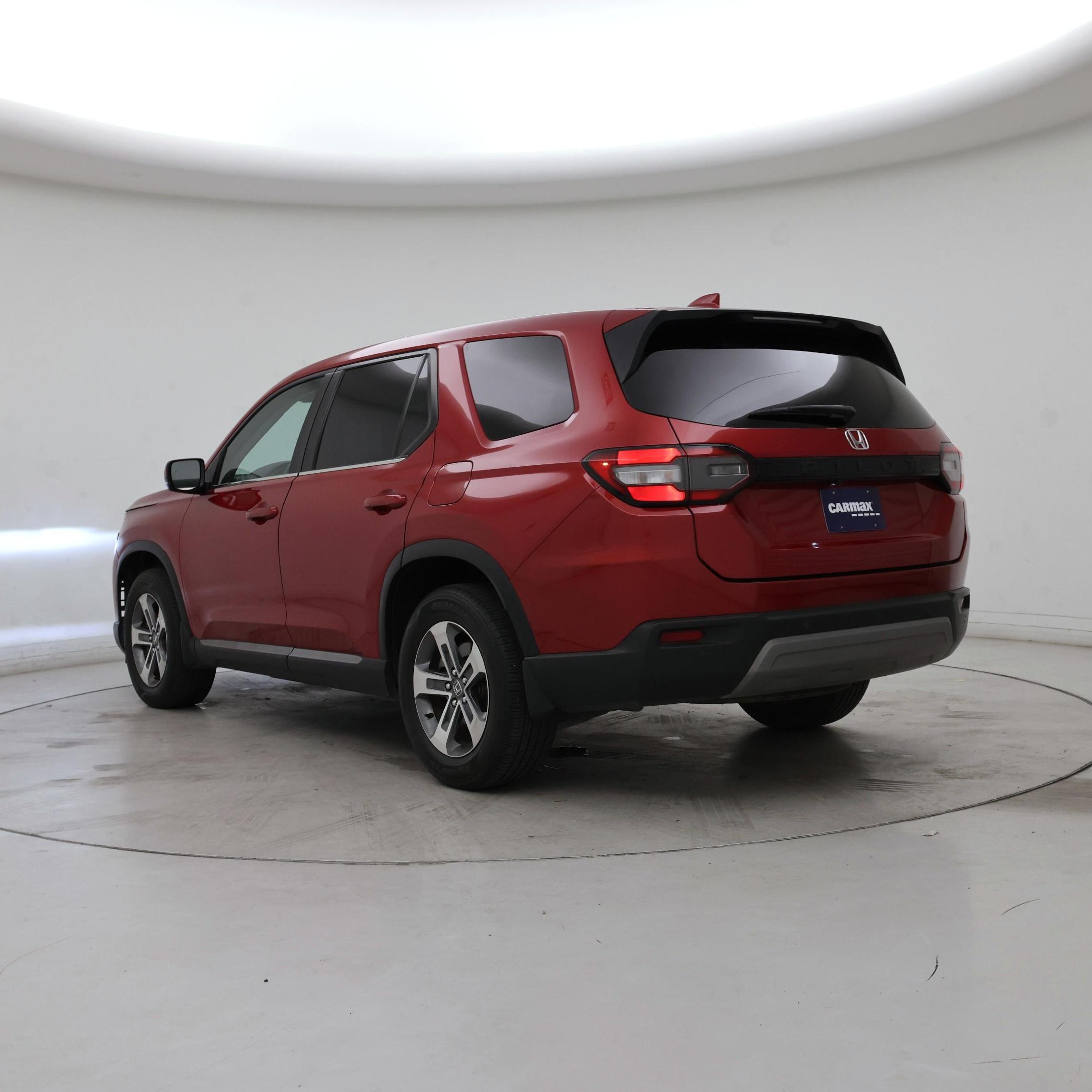 Thumbnail: 2023 Honda Pilot - 2