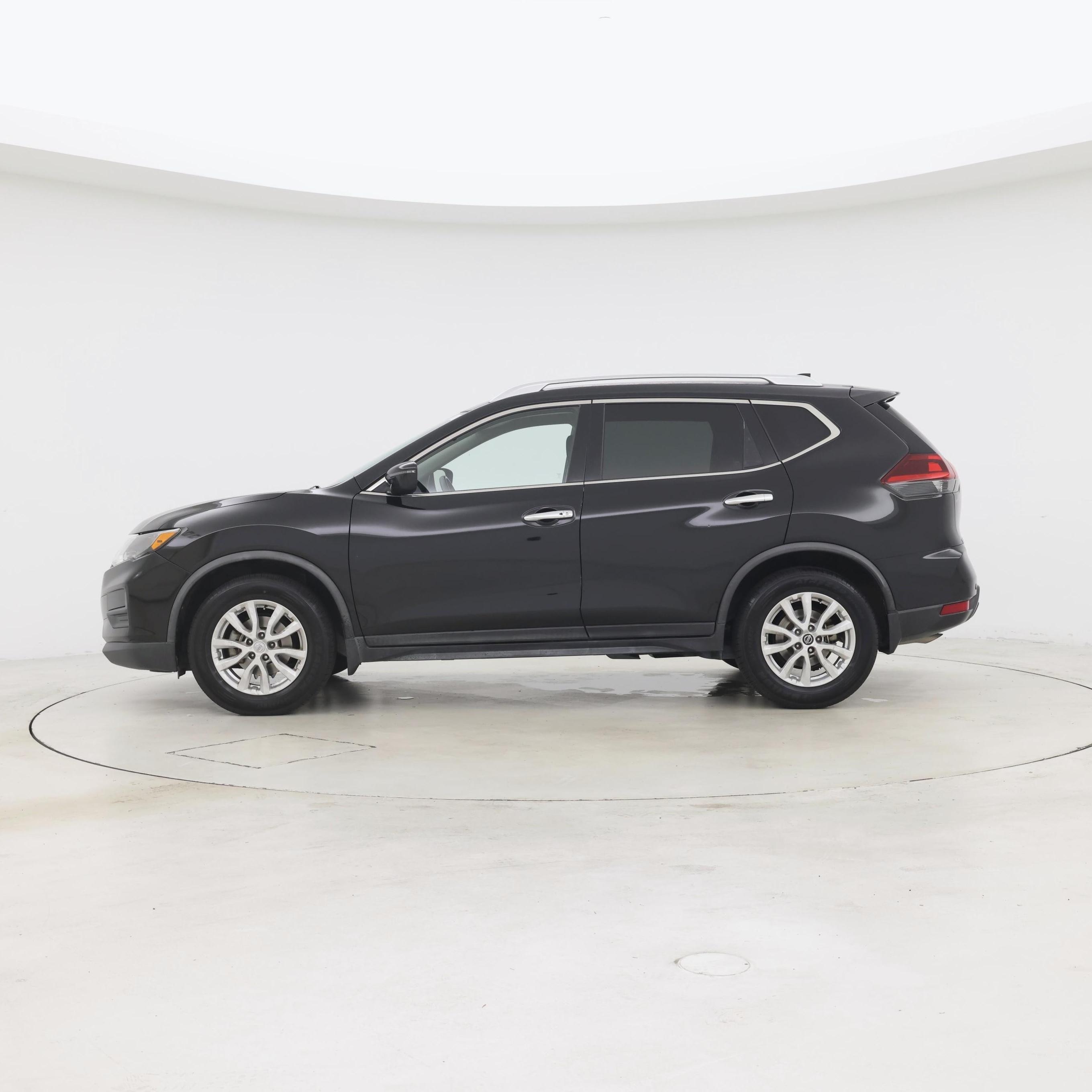 Thumbnail: 2019 Nissan Rogue - 3