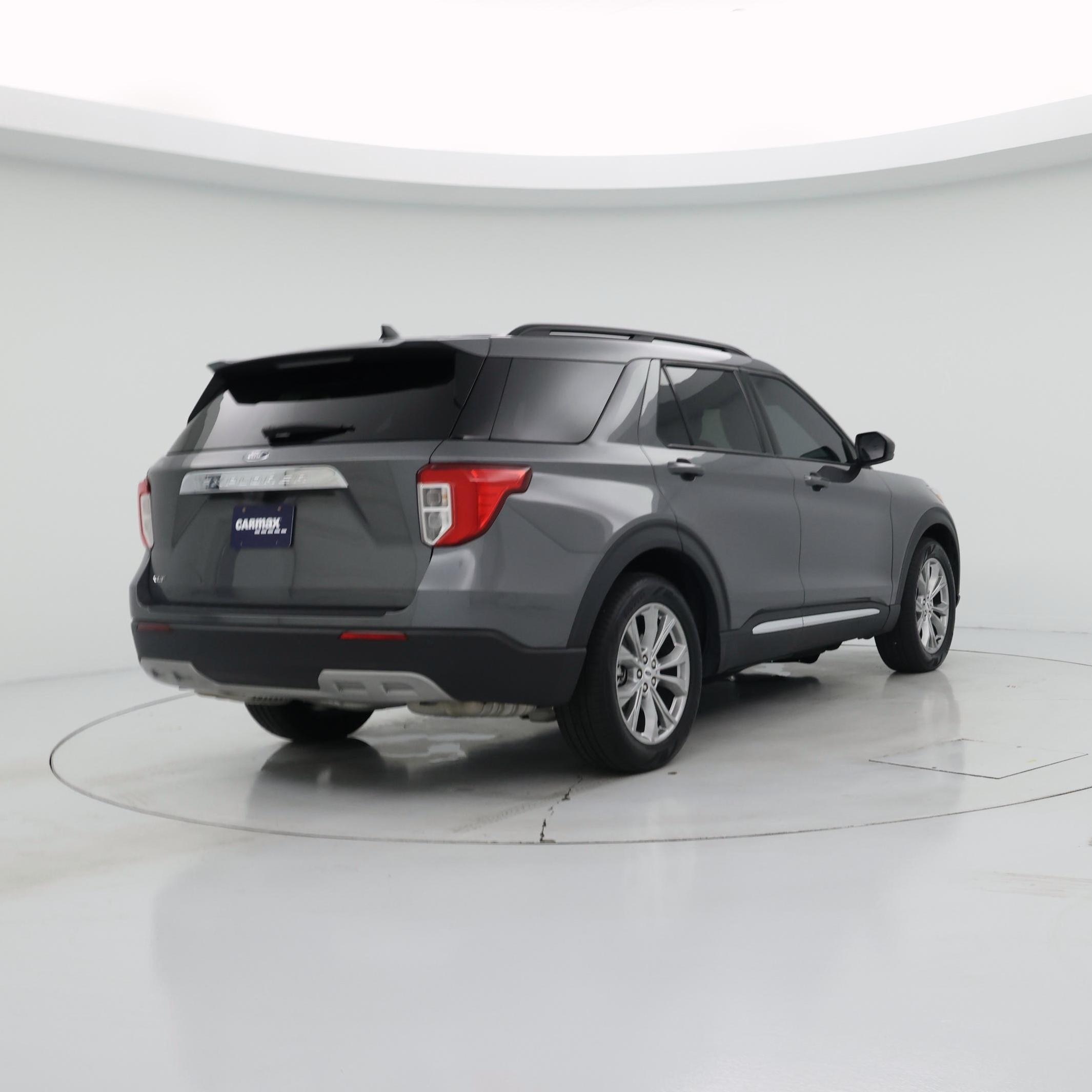 Thumbnail: 2023 Ford Explorer - 8