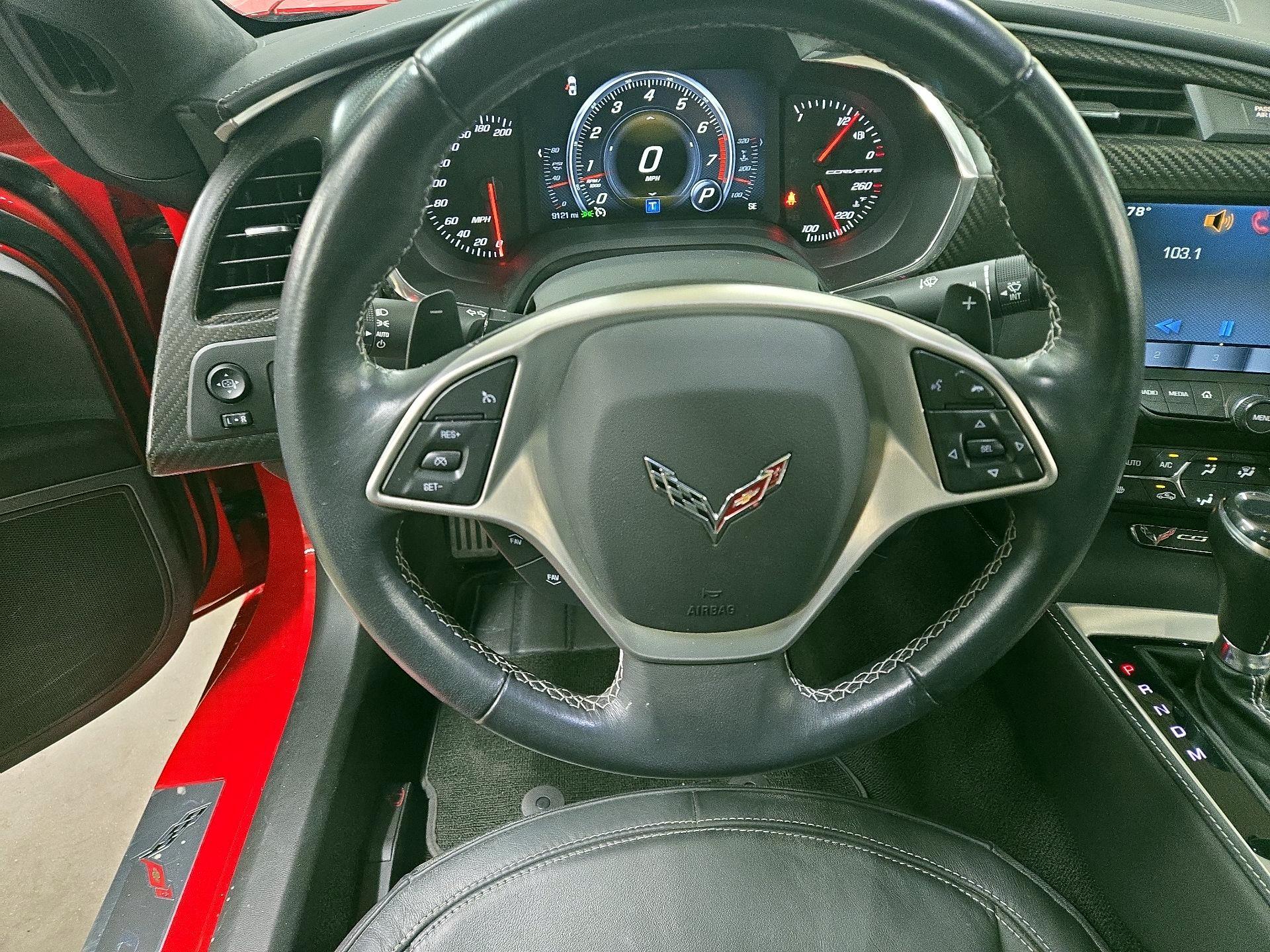 Thumbnail: 2015 Chevrolet Corvette - 10