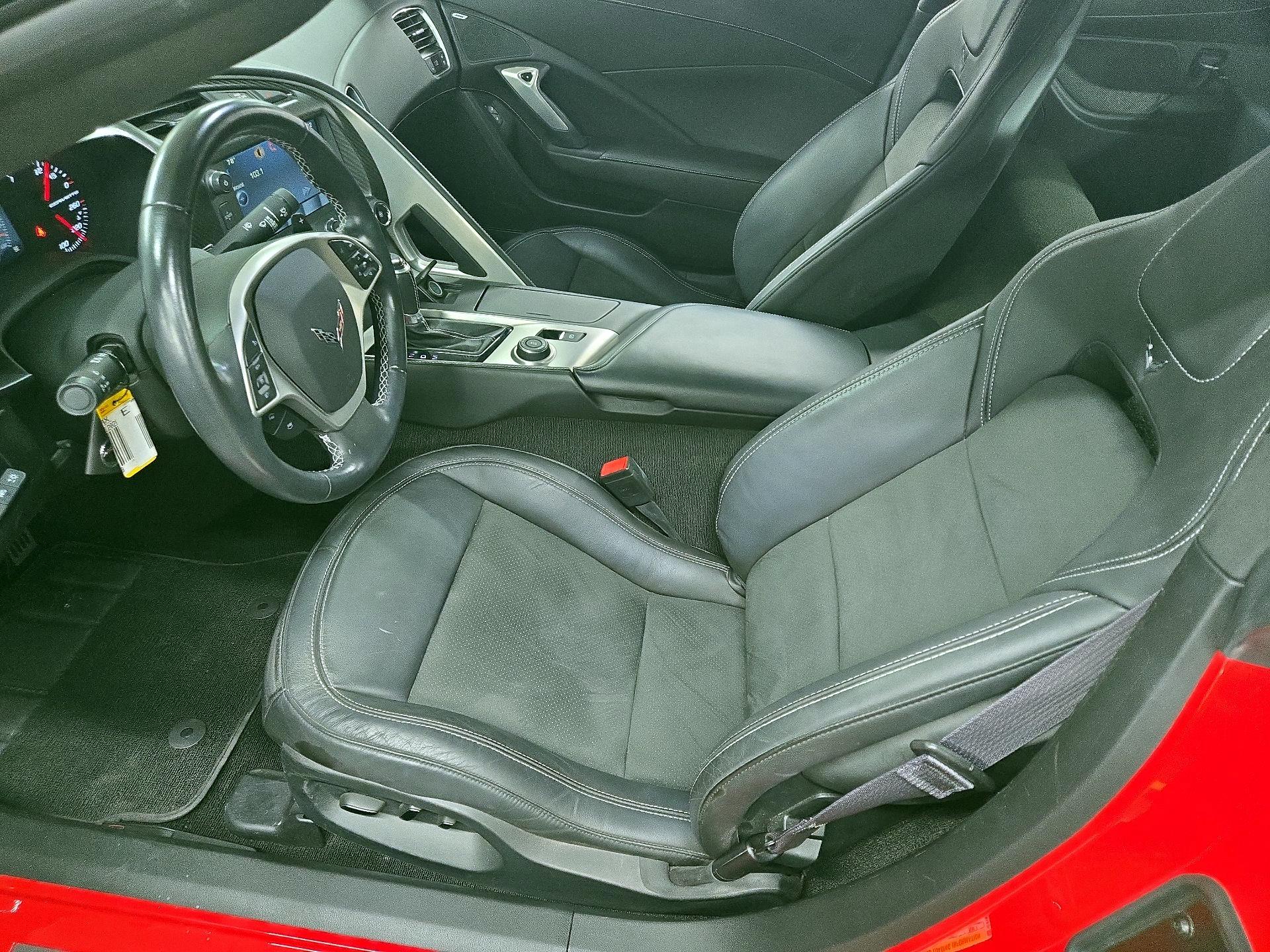 Thumbnail: 2015 Chevrolet Corvette - 11