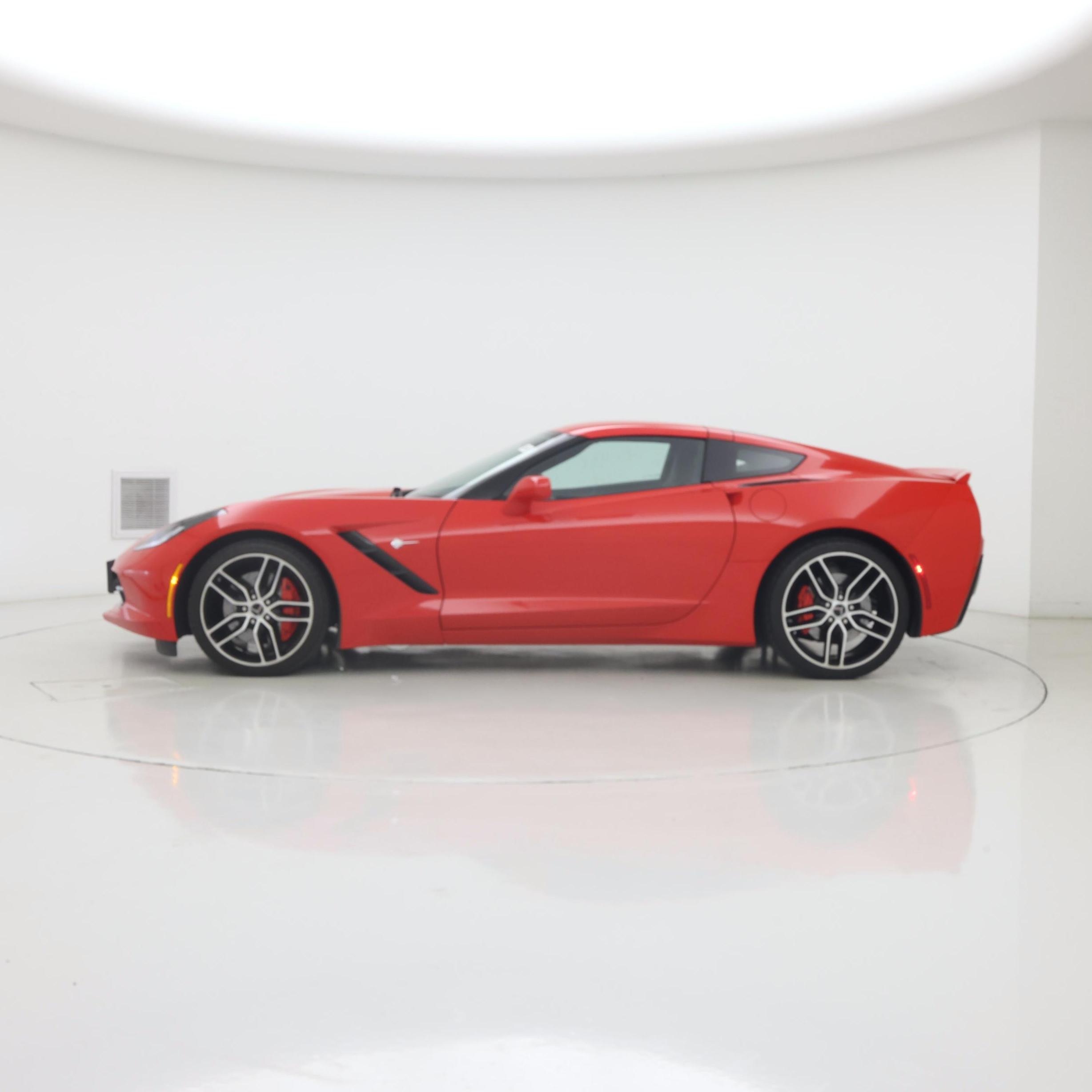 Thumbnail: 2015 Chevrolet Corvette - 3