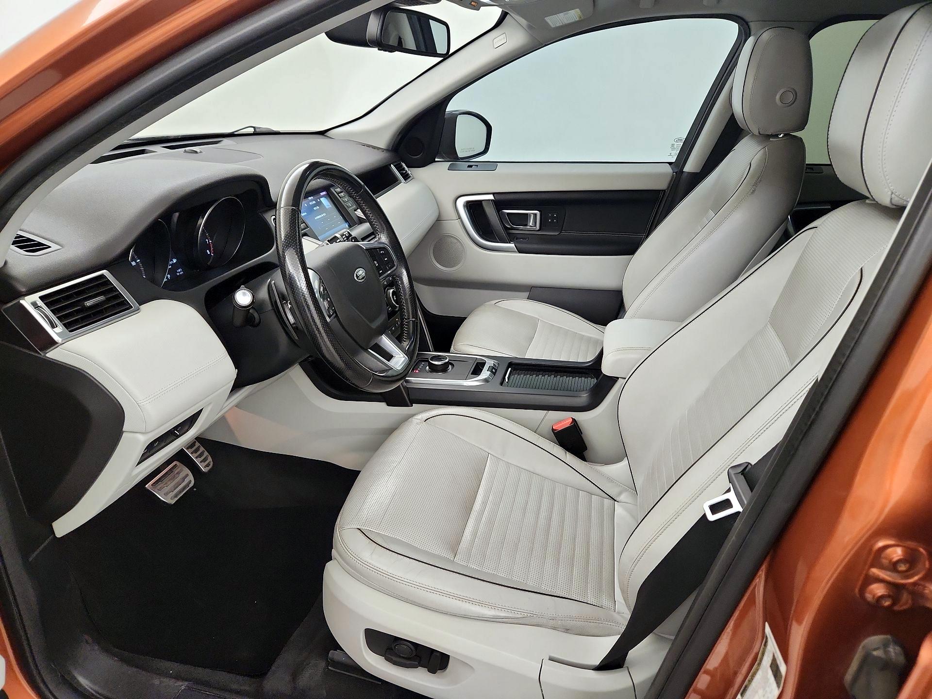 Thumbnail: 2018 Land Rover Discovery Sport - 11
