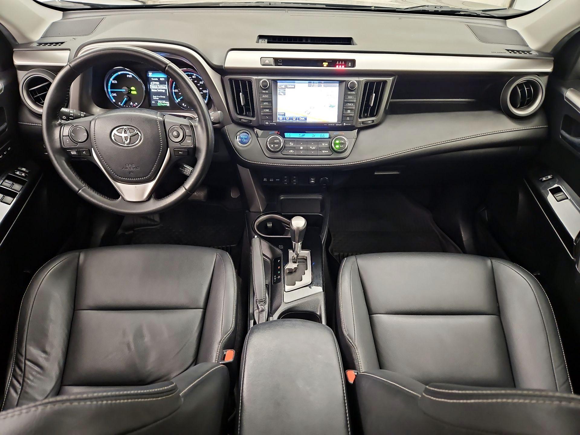 Thumbnail: 2017 Toyota RAV4 - 9