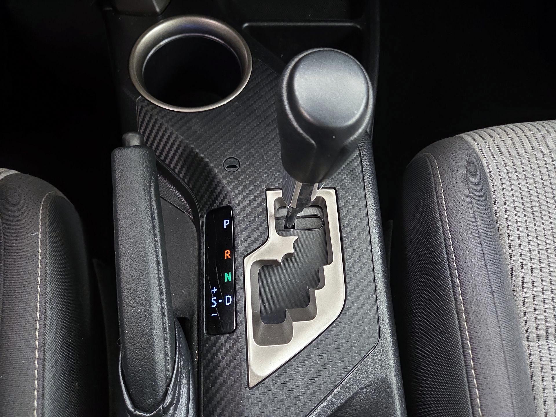 Thumbnail: 2015 Toyota RAV4 - 18