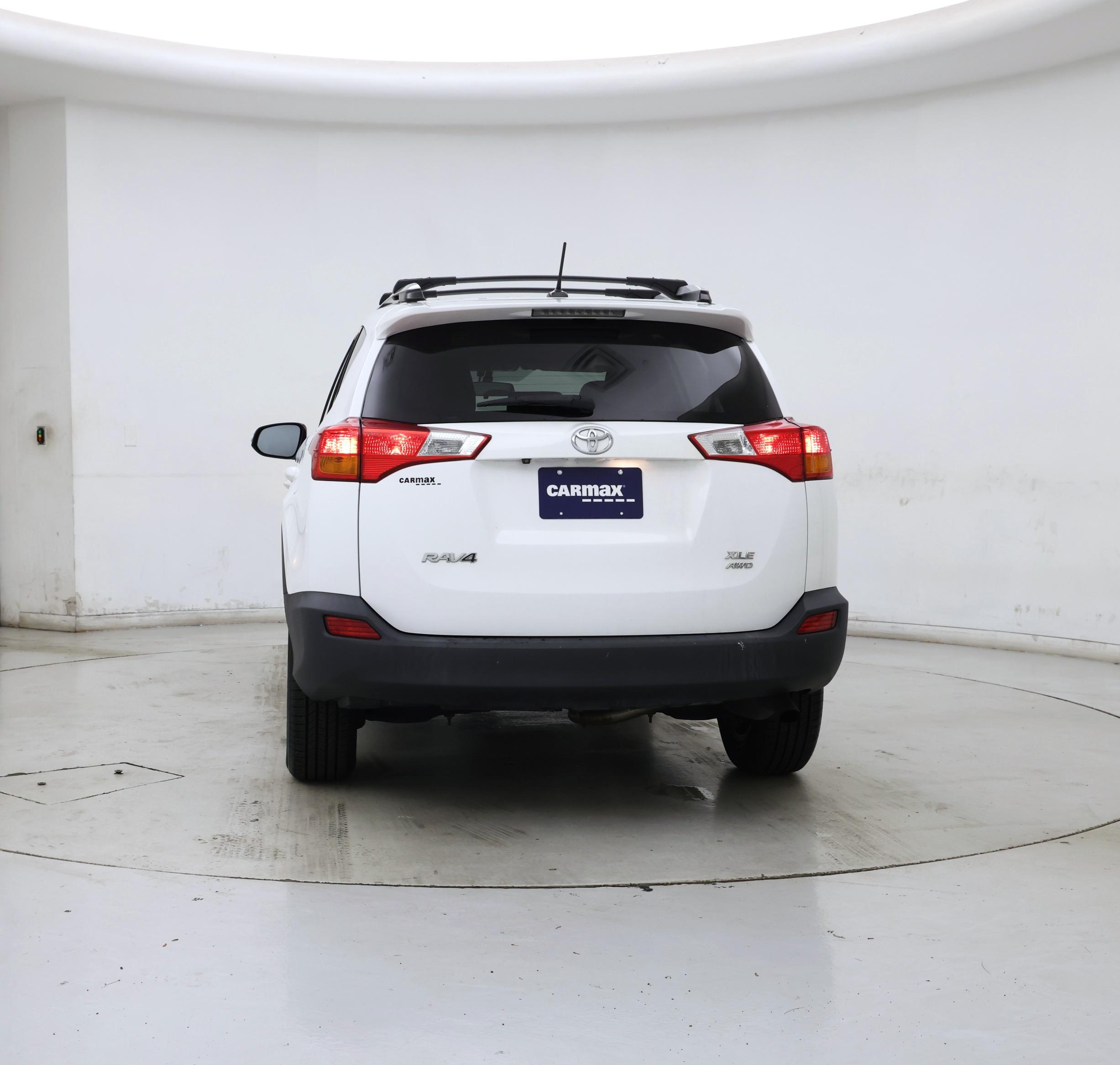 Thumbnail: 2015 Toyota RAV4 - 6