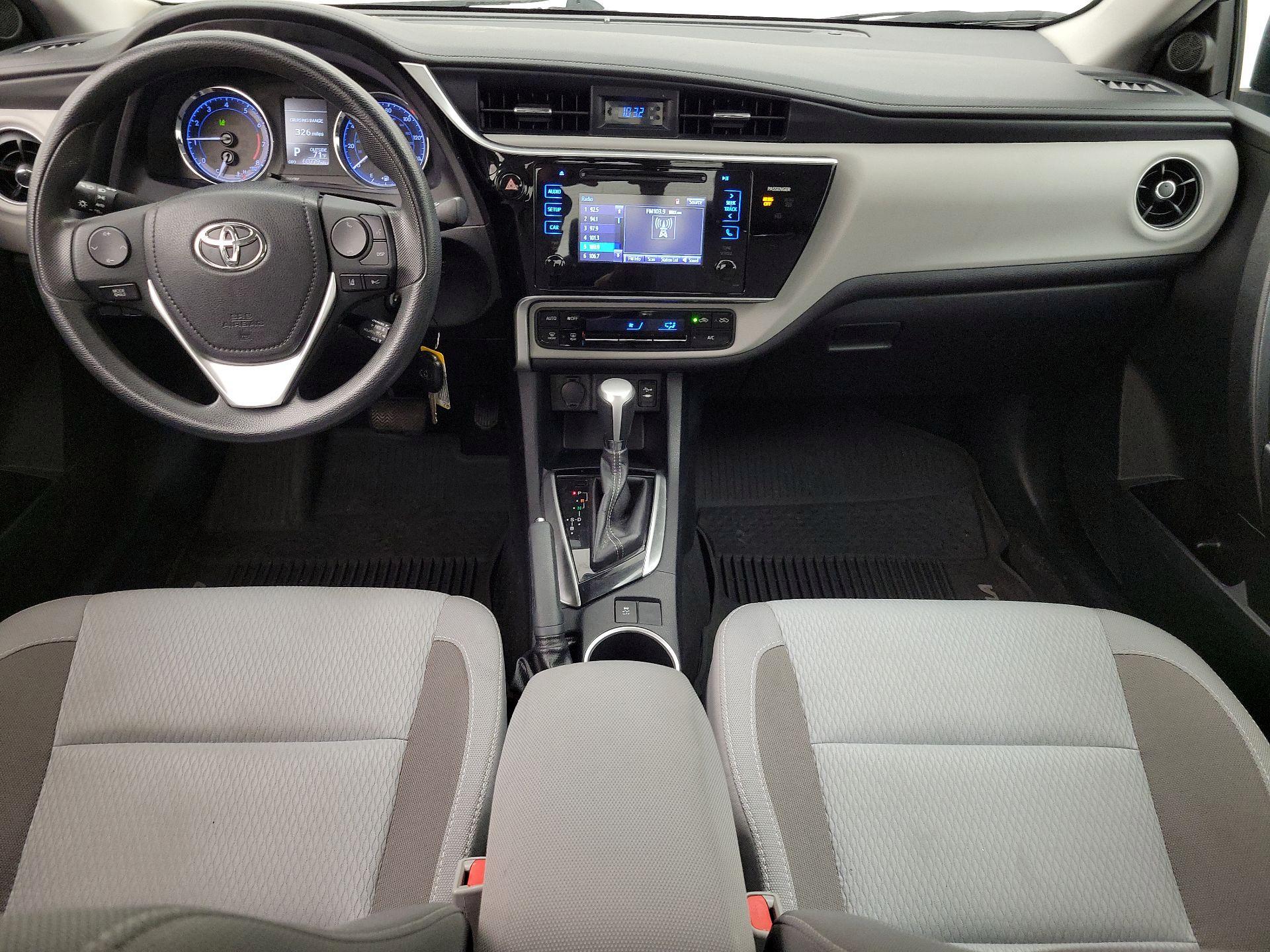 Thumbnail: 2017 Toyota Corolla - 9