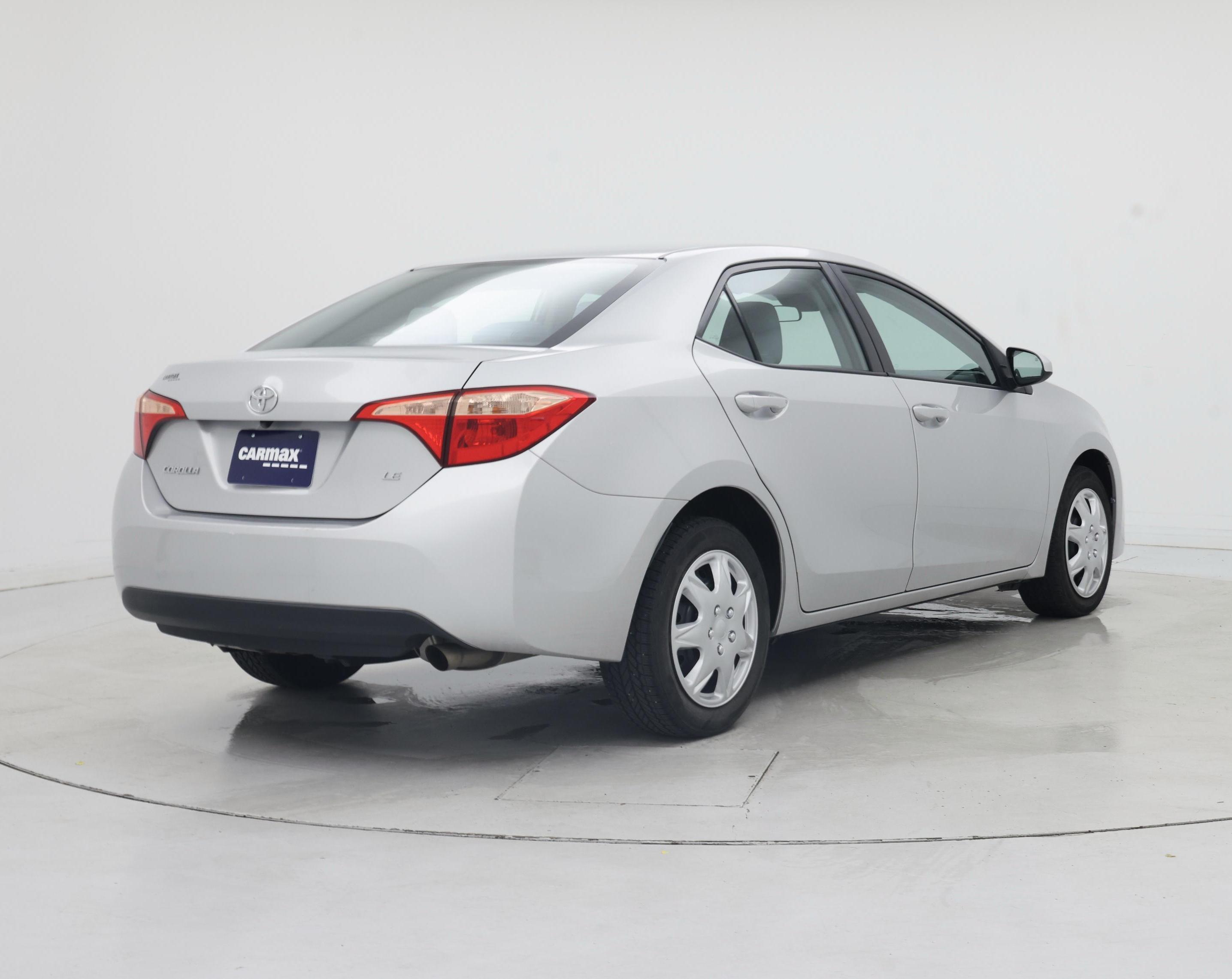 Thumbnail: 2017 Toyota Corolla - 8