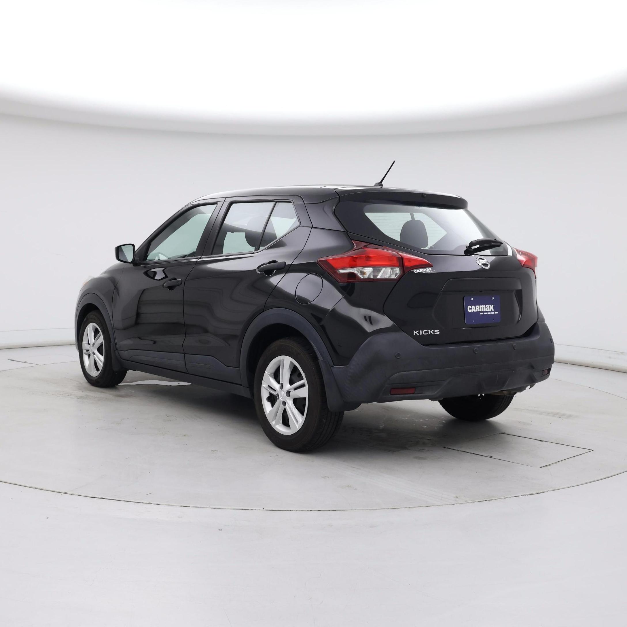 Thumbnail: 2020 Nissan Kicks - 2