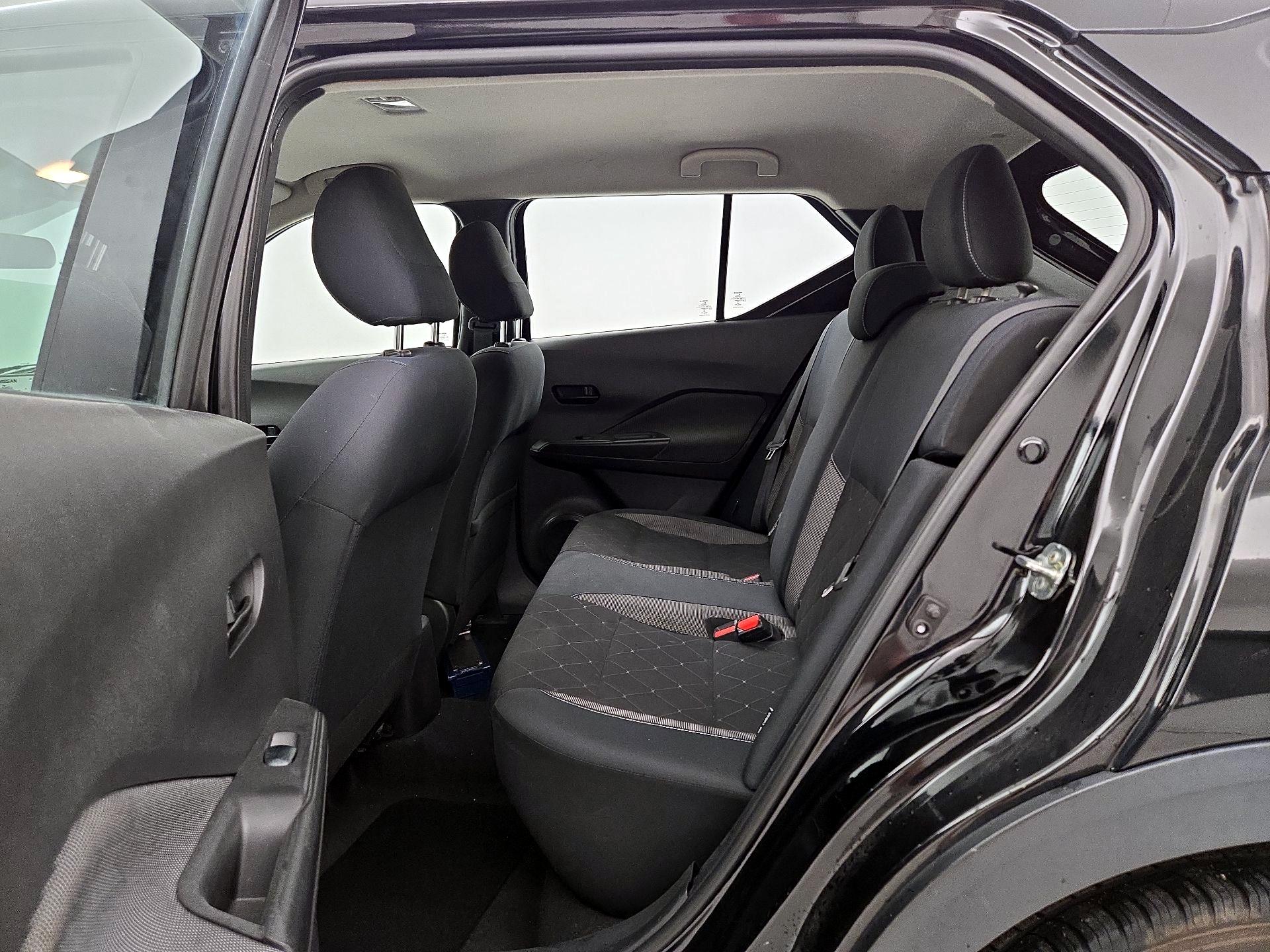Thumbnail: 2020 Nissan Kicks - 19