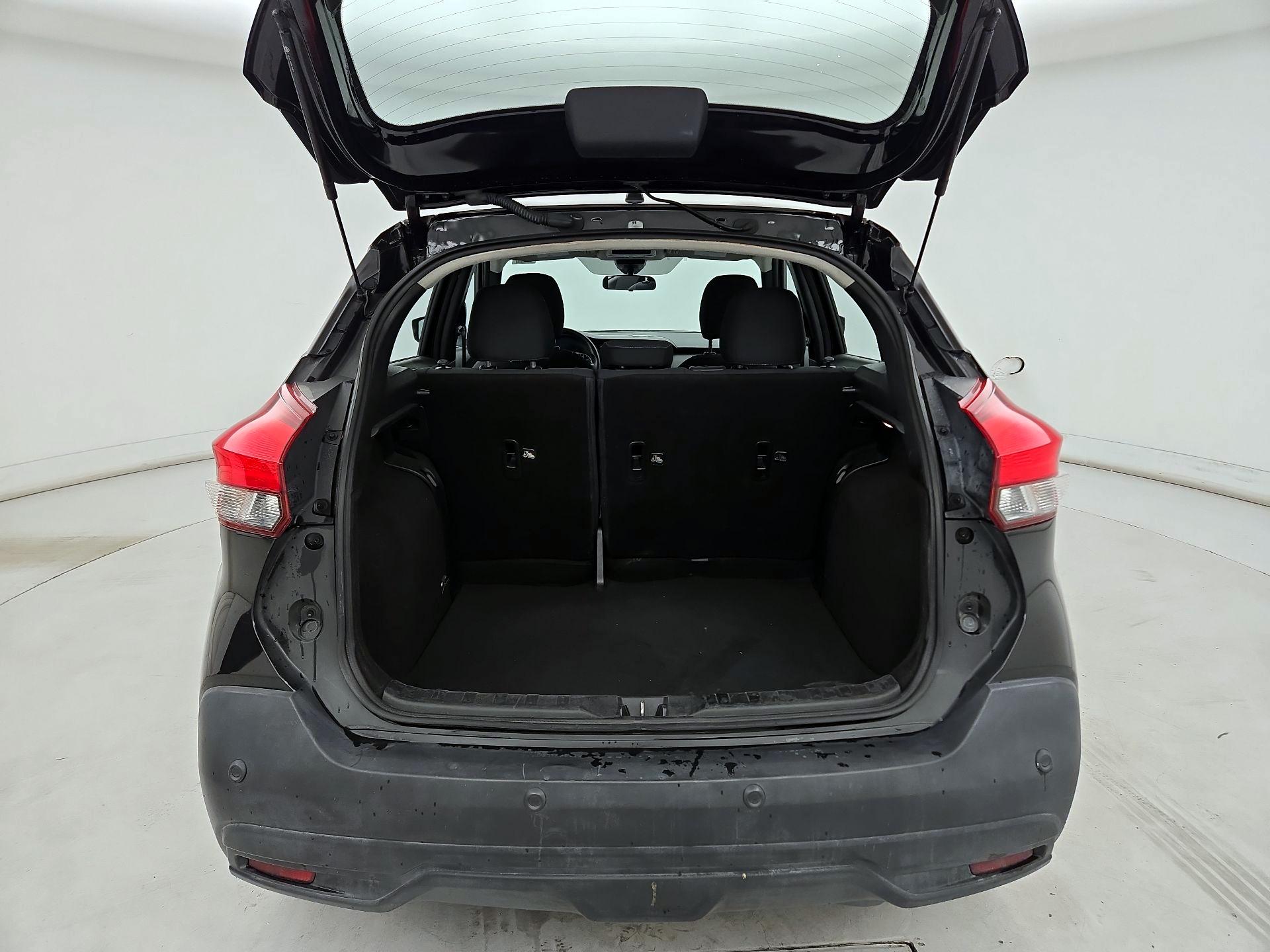 Thumbnail: 2020 Nissan Kicks - 20