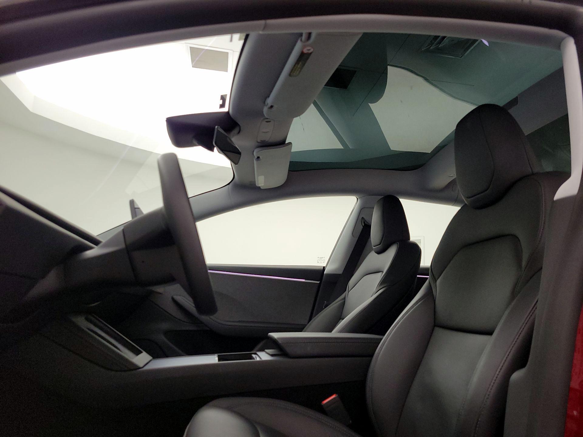 Thumbnail: 2025 Tesla Model 3 - 19
