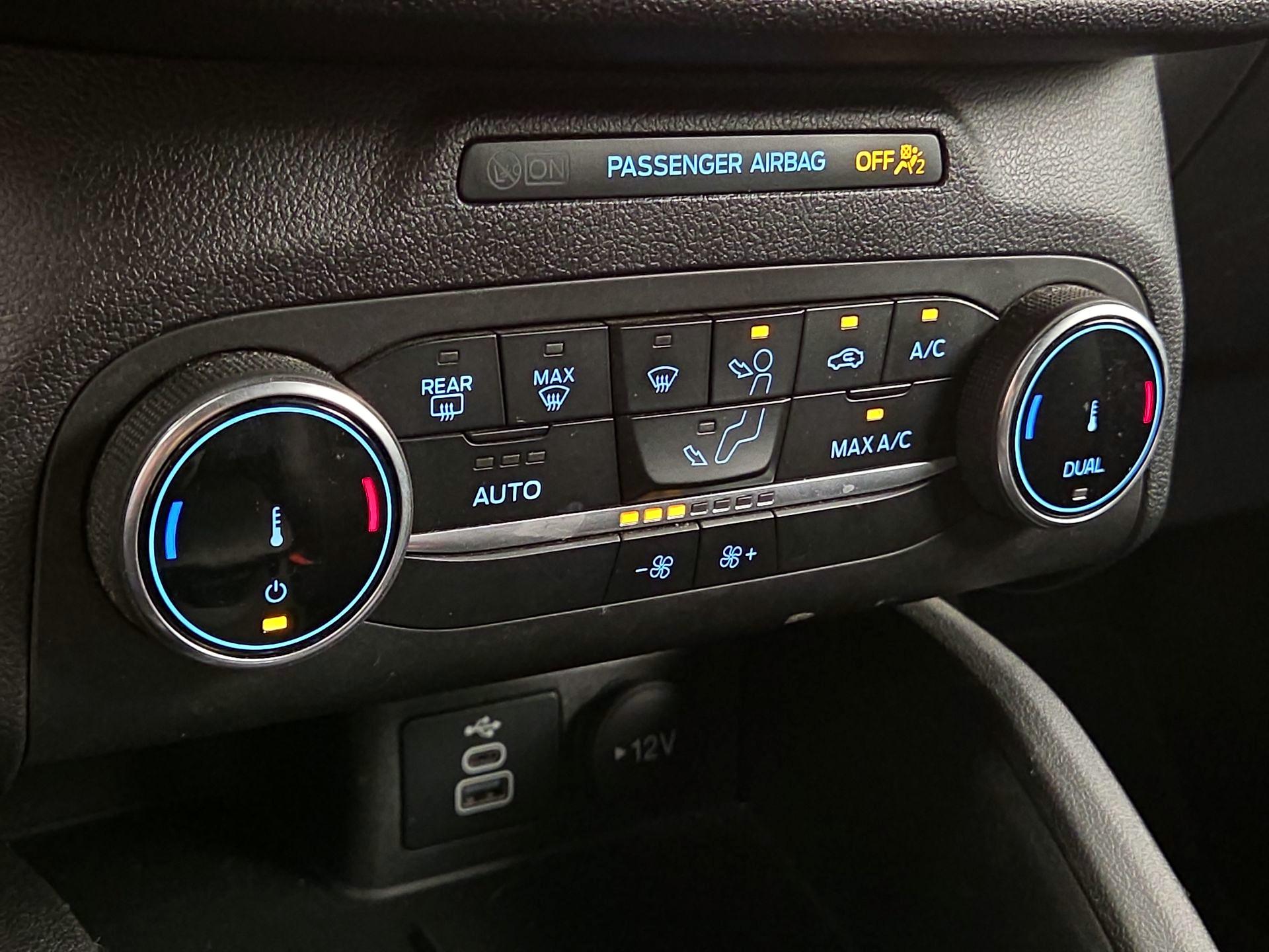 Thumbnail: 2024 Ford Escape - 16