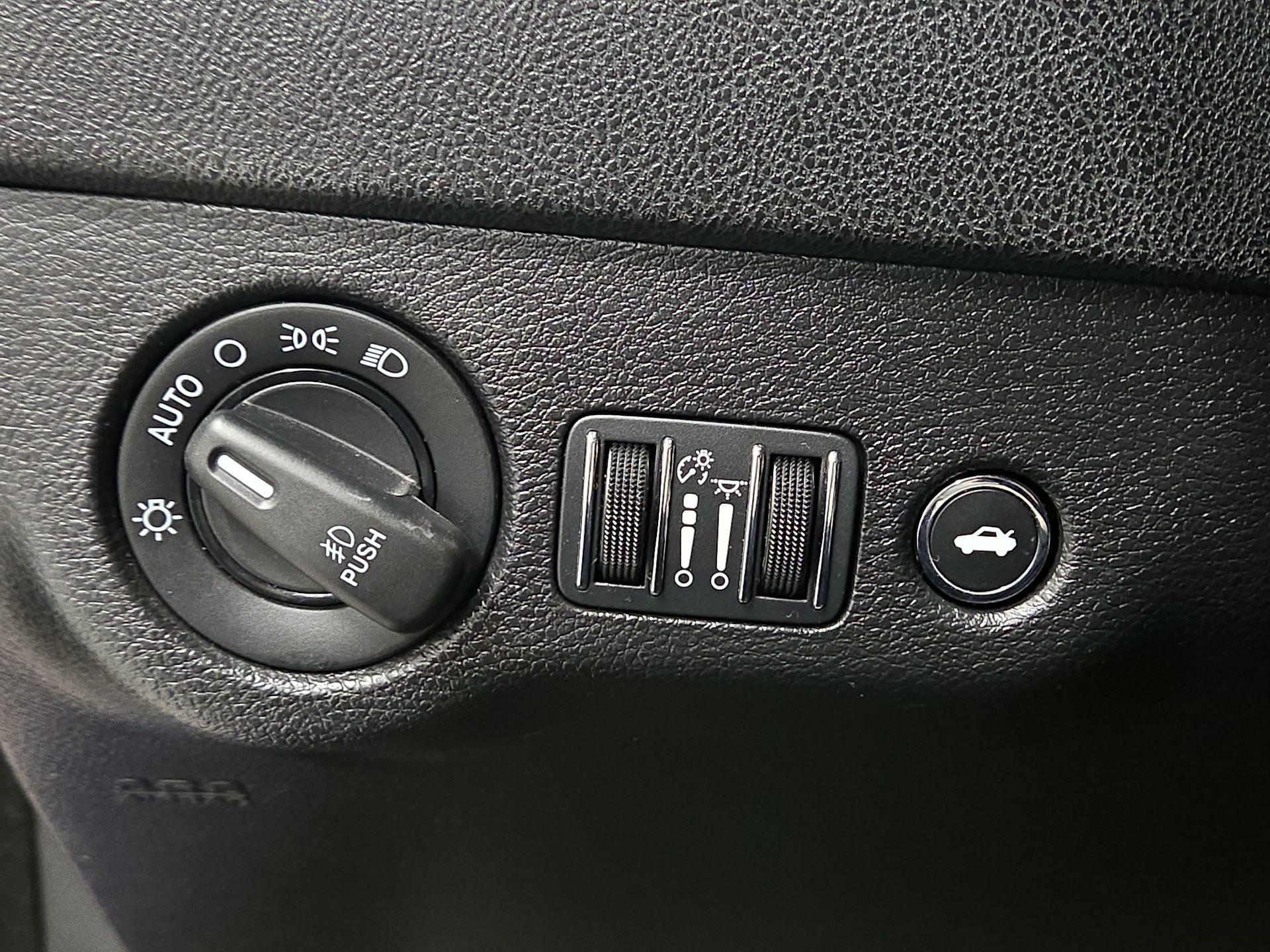 Thumbnail: 2022 Dodge Charger - 13