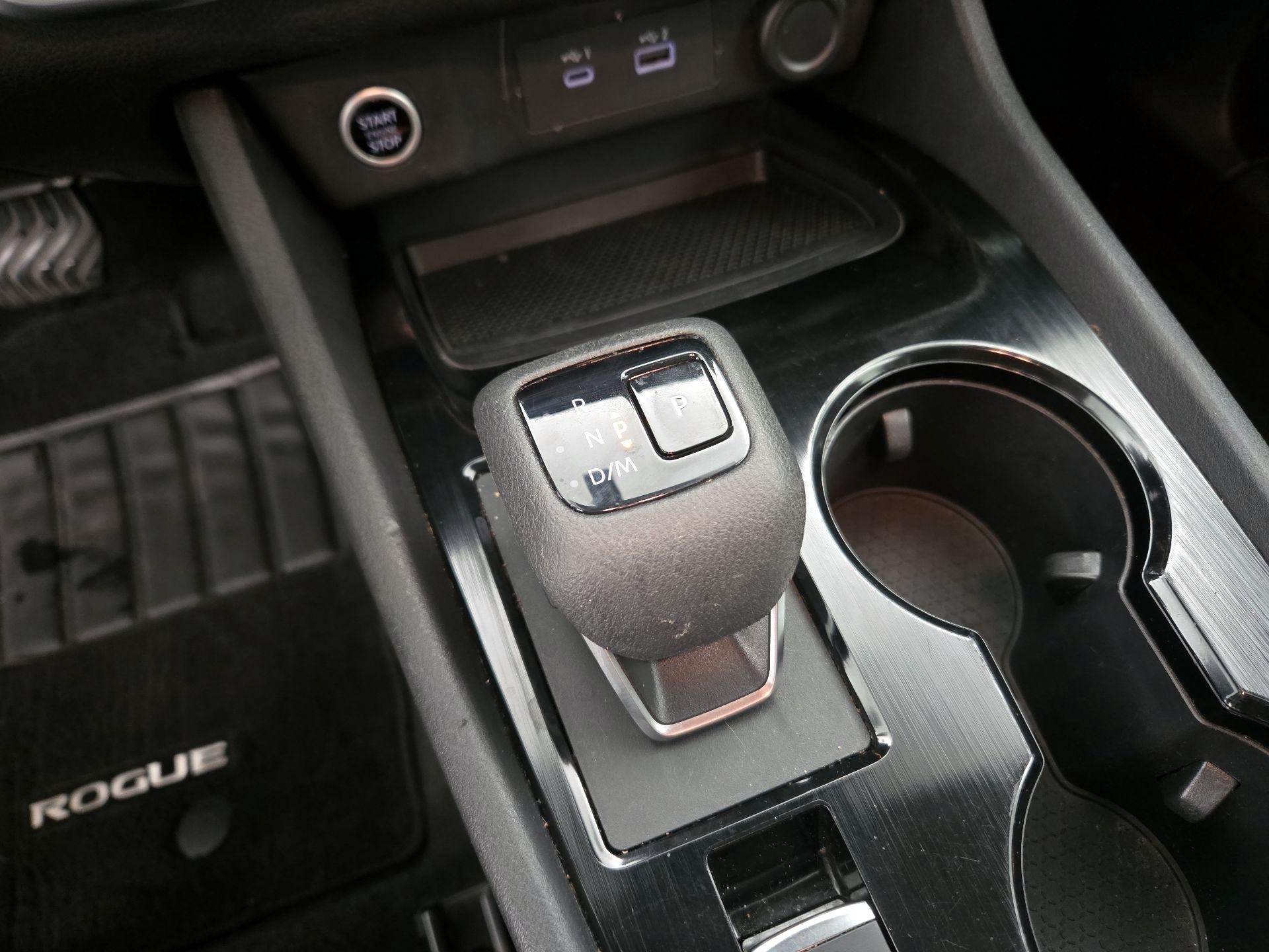 Thumbnail: 2021 Nissan Rogue - 16