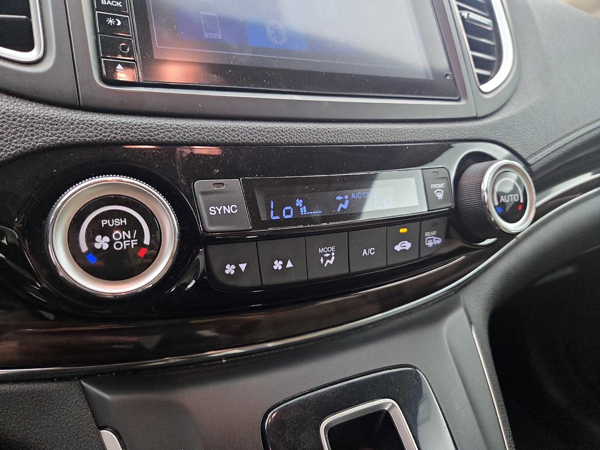 Thumbnail: 2015 Honda CR-V - 16