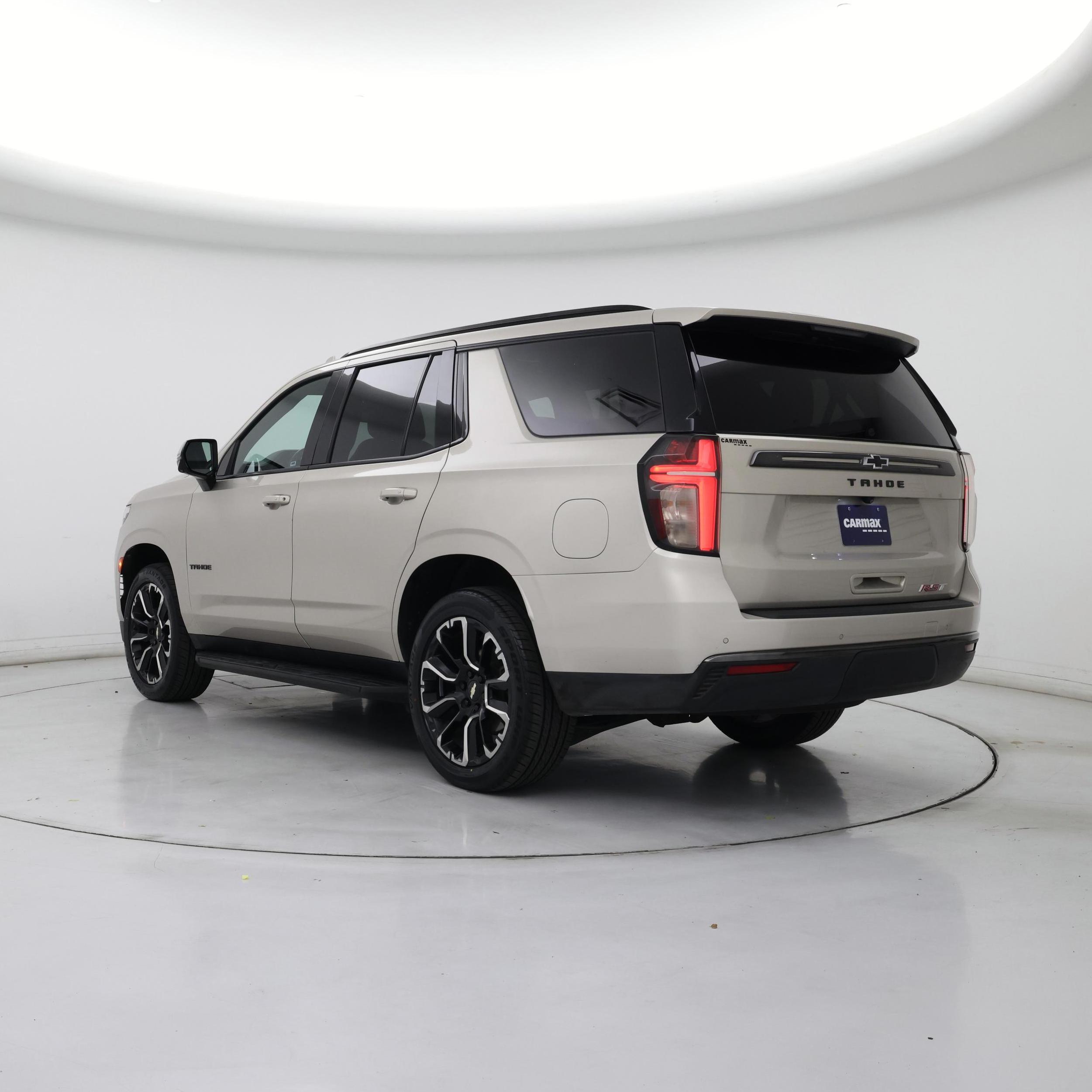 Thumbnail: 2022 Chevrolet Tahoe - 2