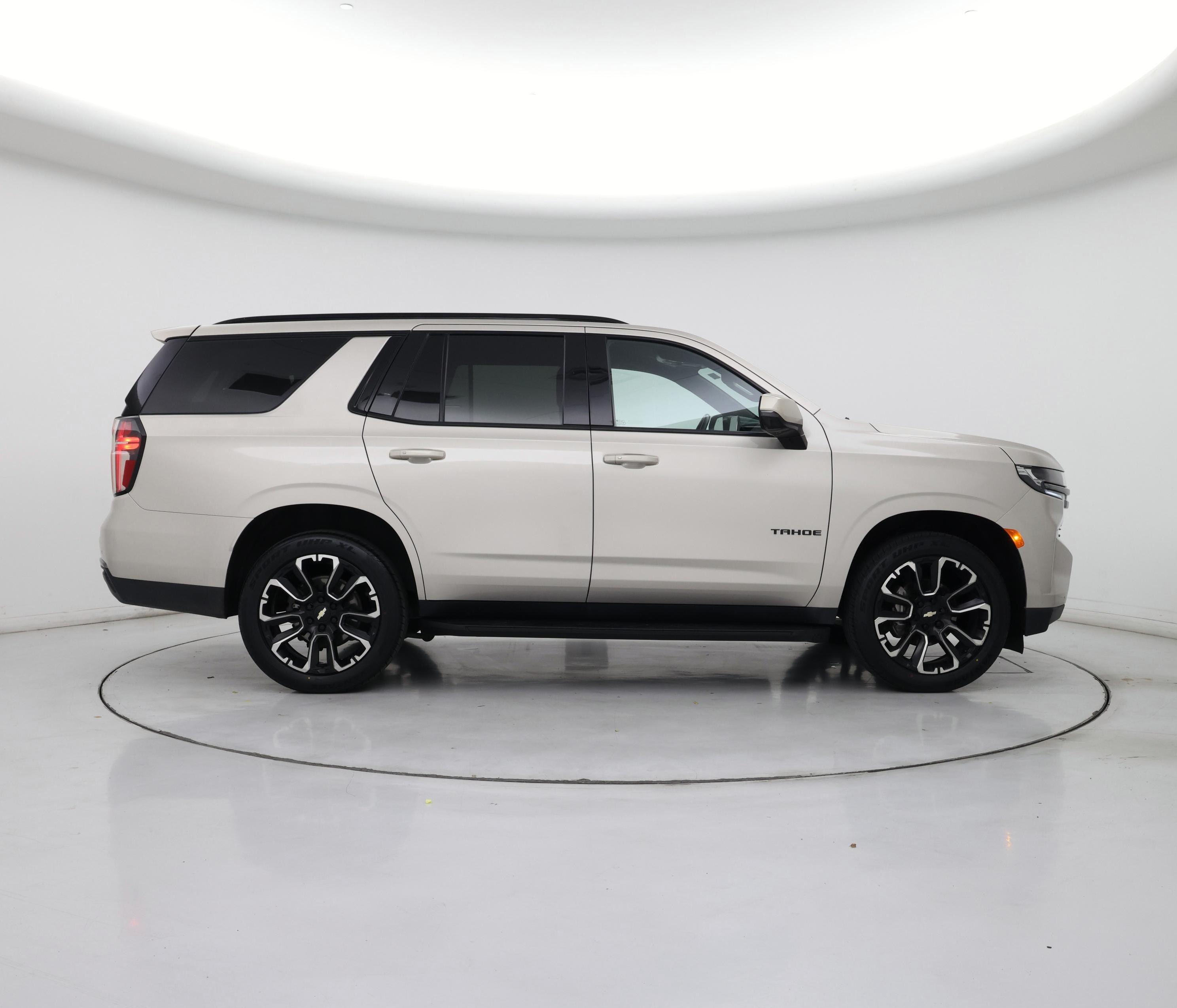 Thumbnail: 2022 Chevrolet Tahoe - 7