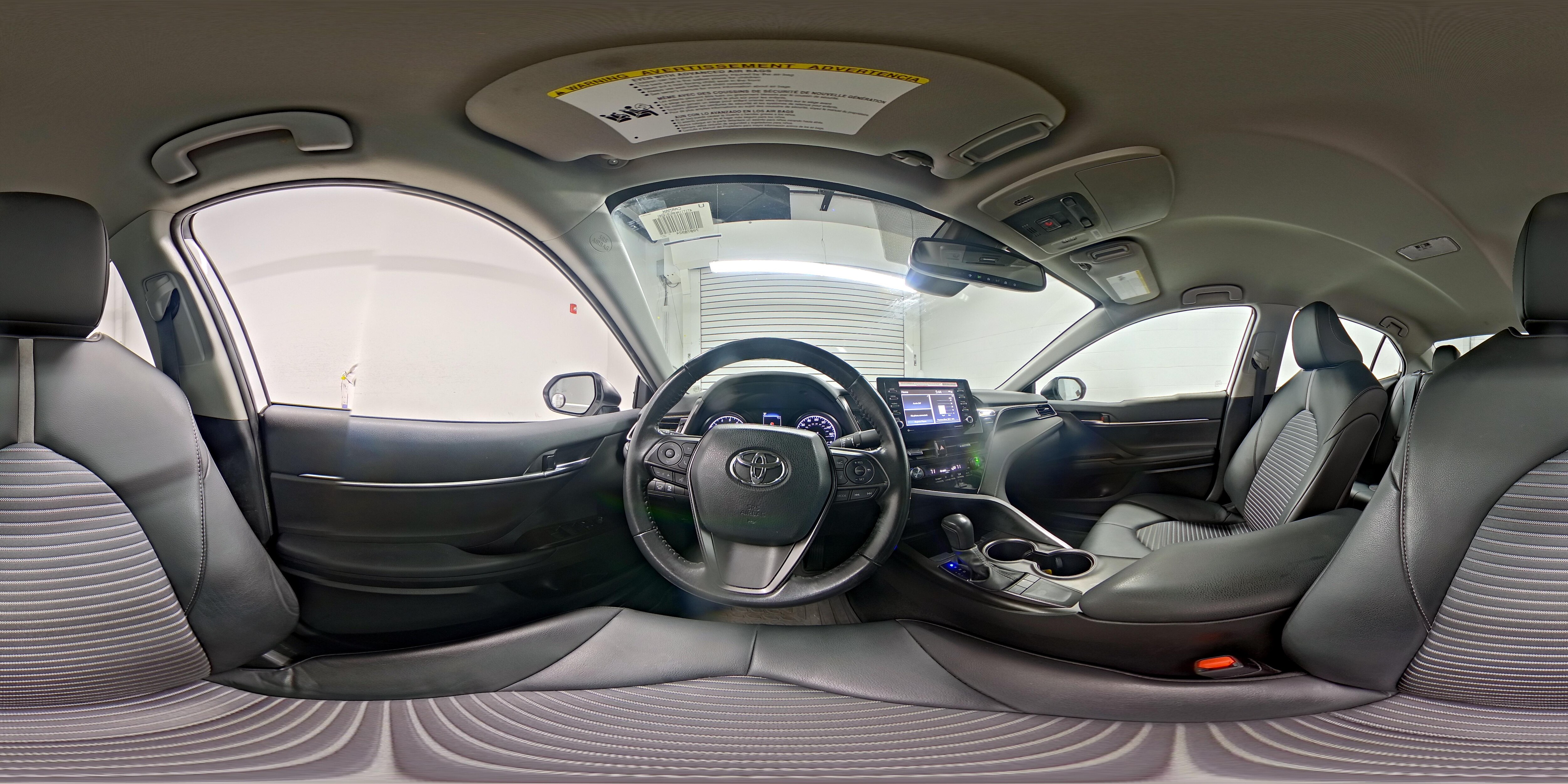 2024 Toyota Camry SE - Photo 26