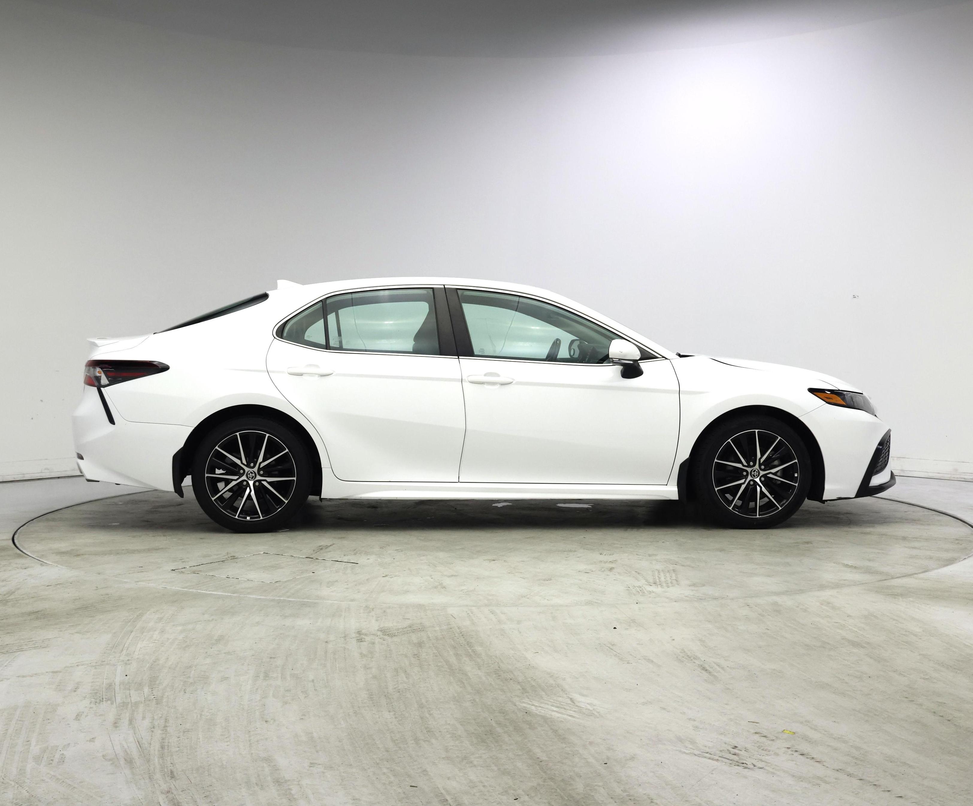 Thumbnail: 2024 Toyota Camry - 7