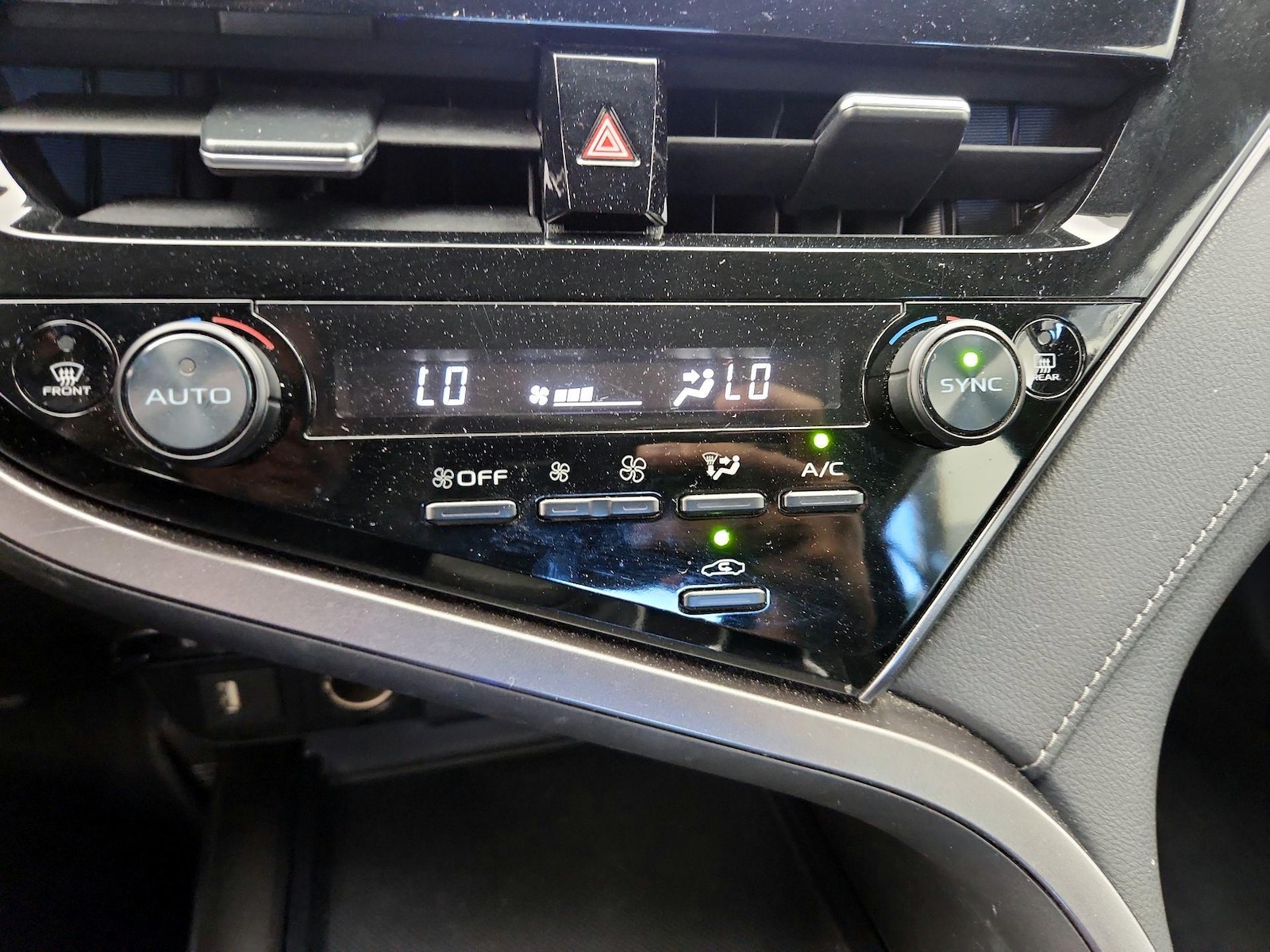 2023 Toyota Camry LE - Photo 17