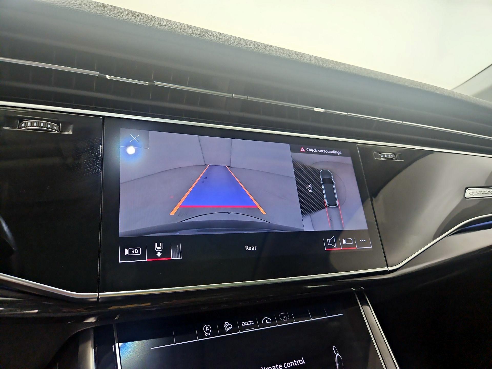 Thumbnail: 2022 Audi Q7 - 15