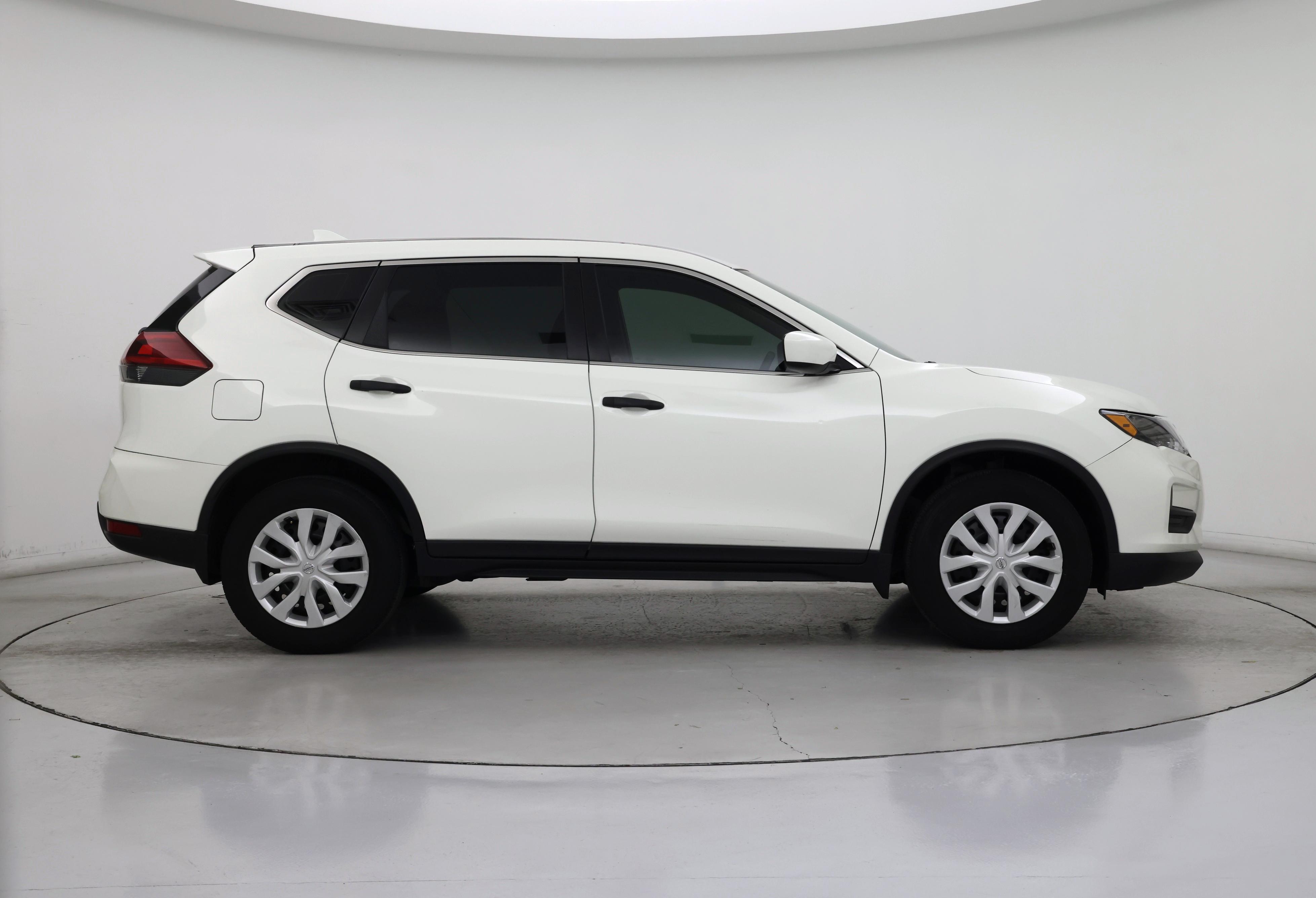 Thumbnail: 2020 Nissan Rogue - 7