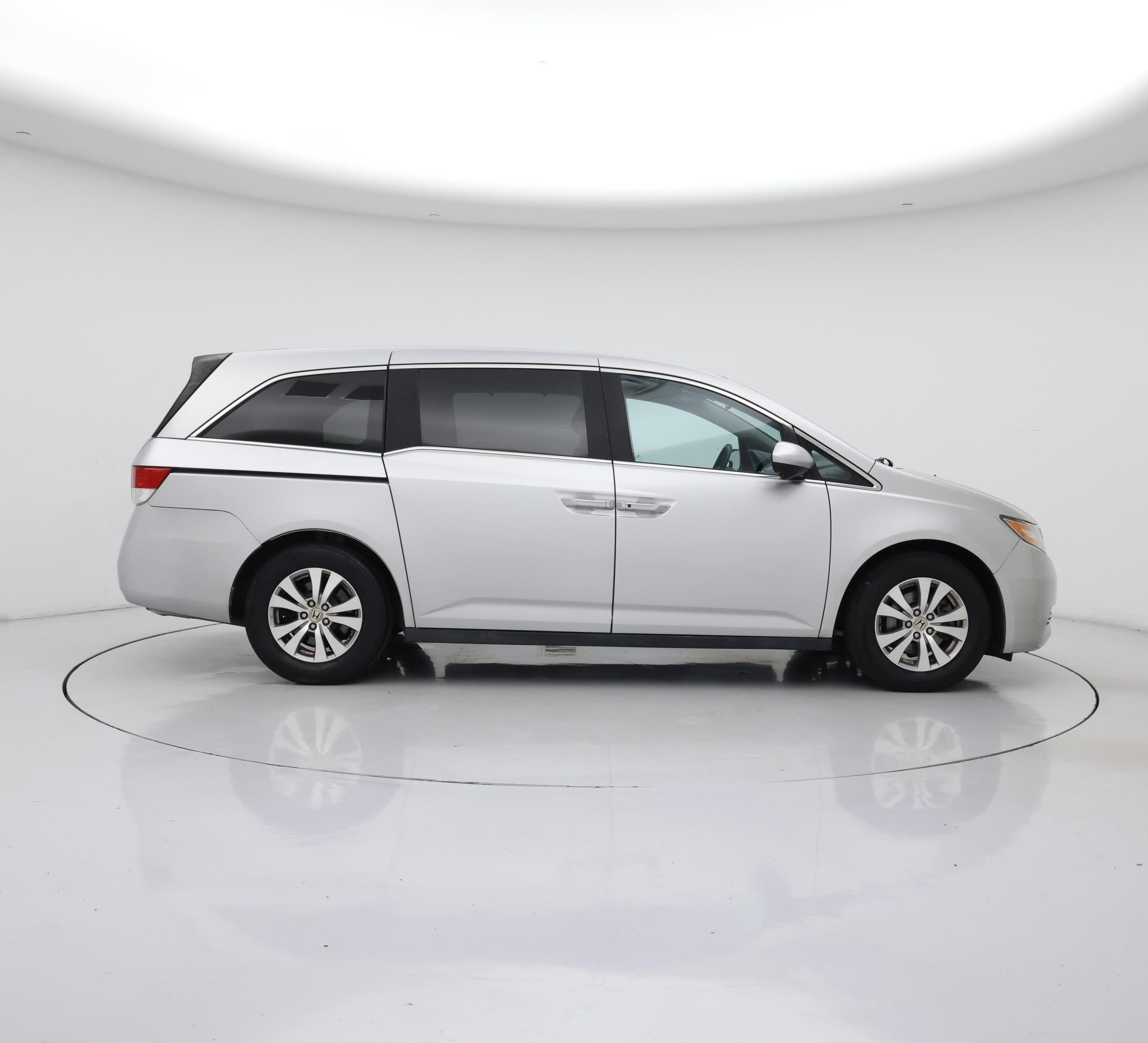 Thumbnail: 2015 Honda Odyssey - 7