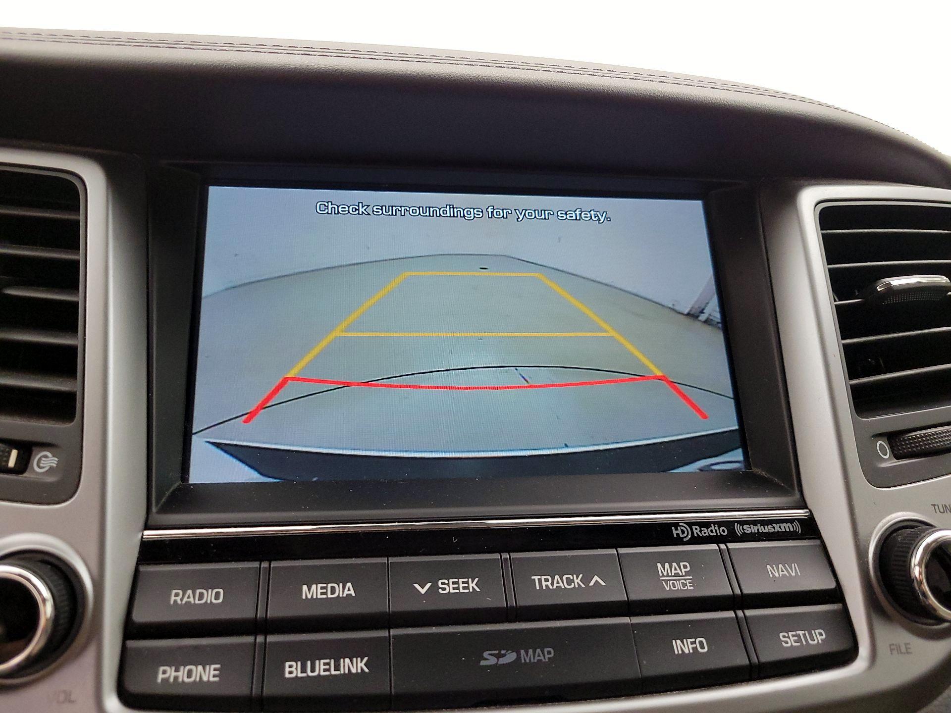 Thumbnail: 2016 Hyundai Tucson - 15