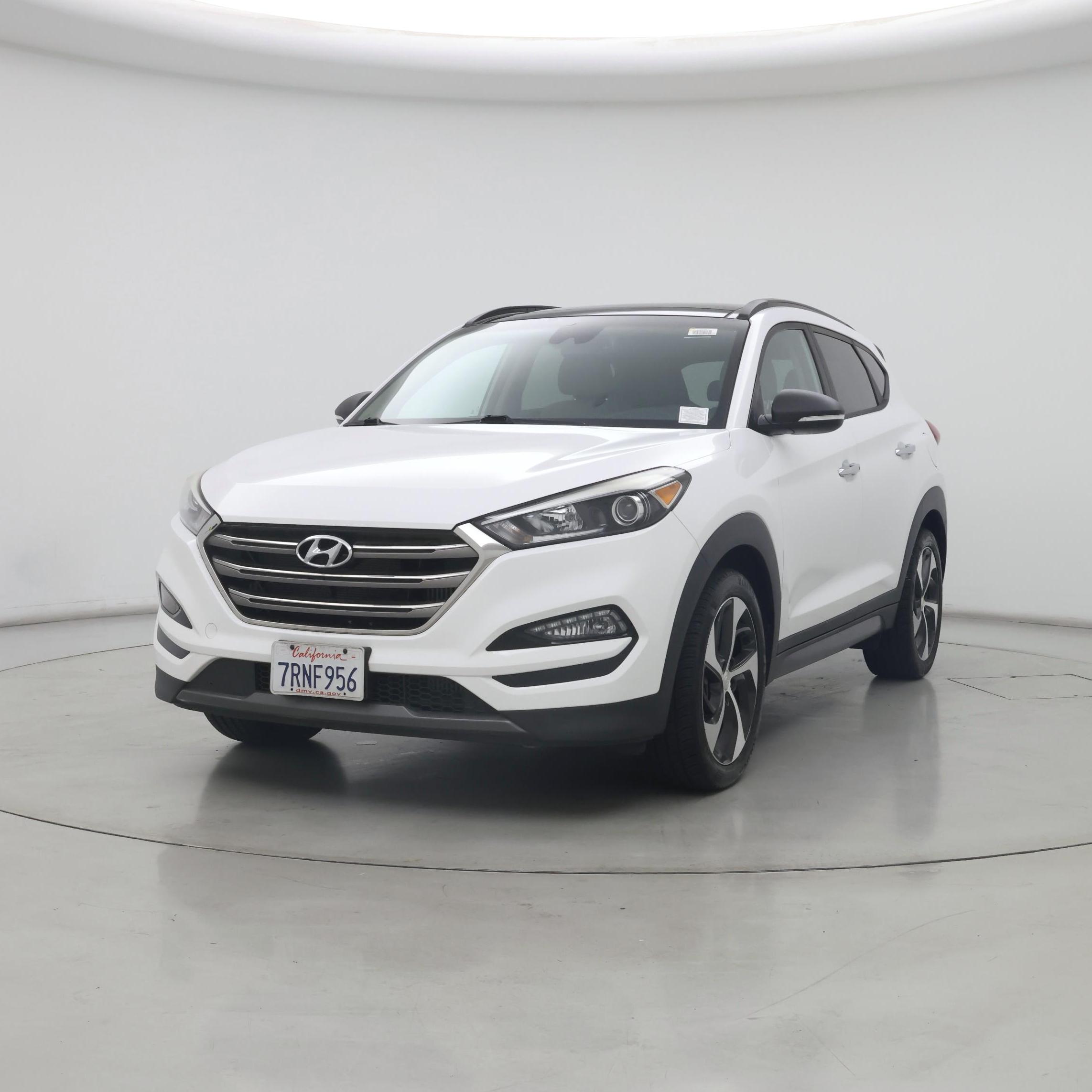 Thumbnail: 2016 Hyundai Tucson - 4