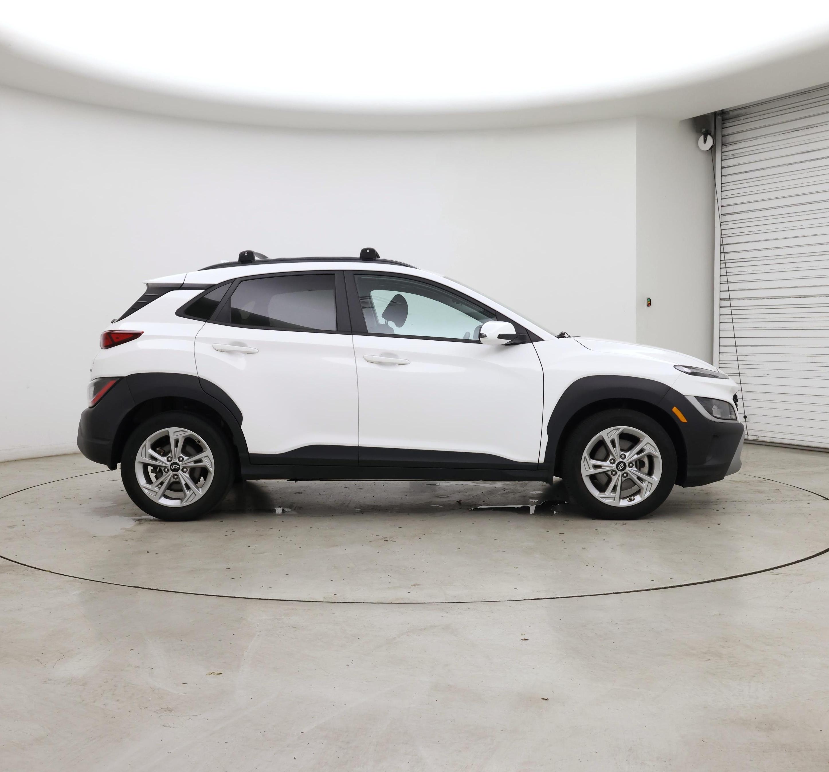 Thumbnail: 2022 Hyundai Kona - 7