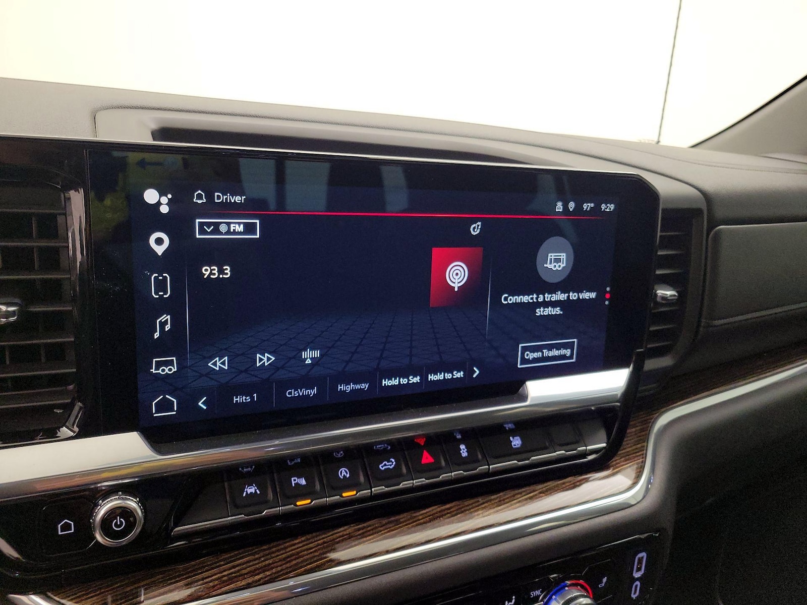 2024 GMC Sierra 1500 Elevation - Photo 17