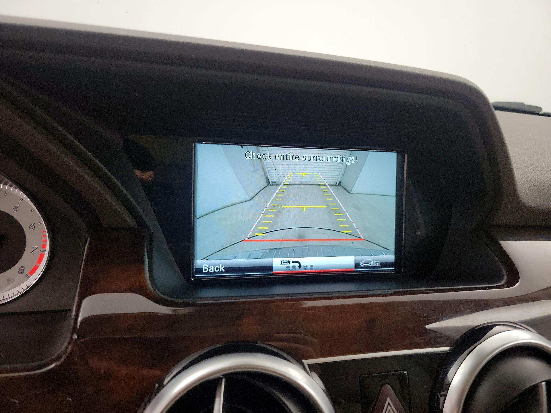 Thumbnail: 2015 Mercedes-Benz GLK - 15