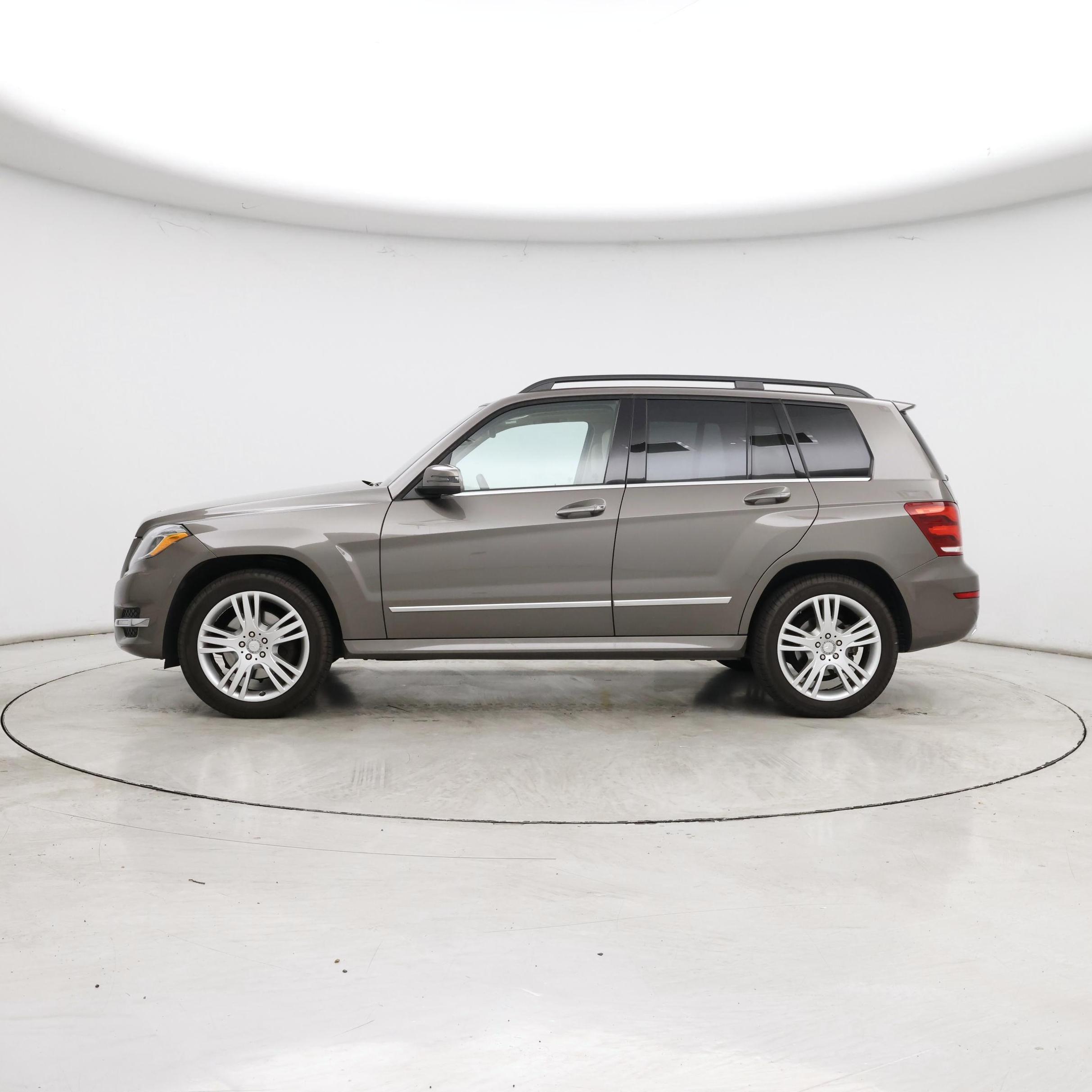 Thumbnail: 2015 Mercedes-Benz GLK - 3