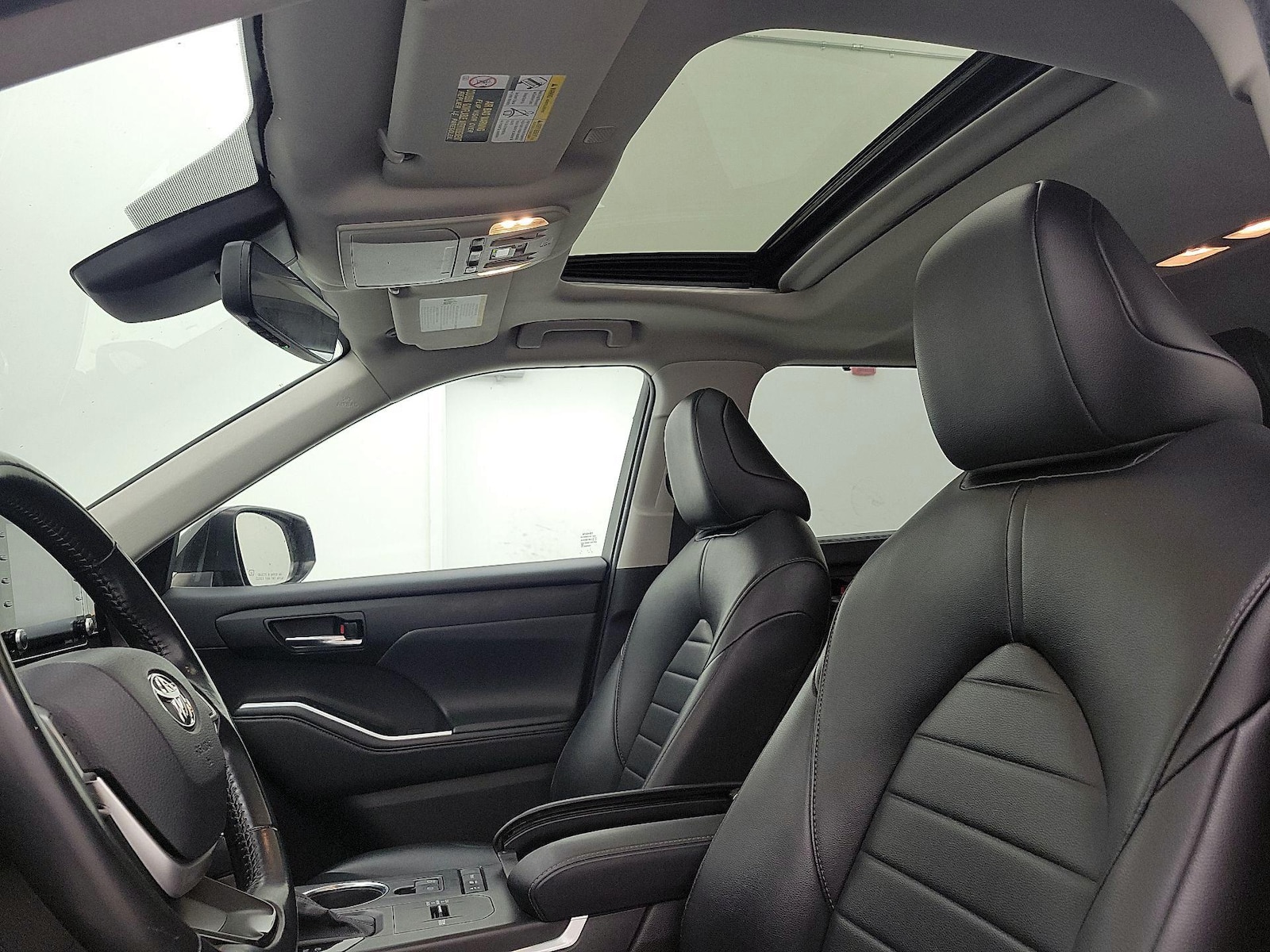 Sunroof(s) & Overhead Airbags