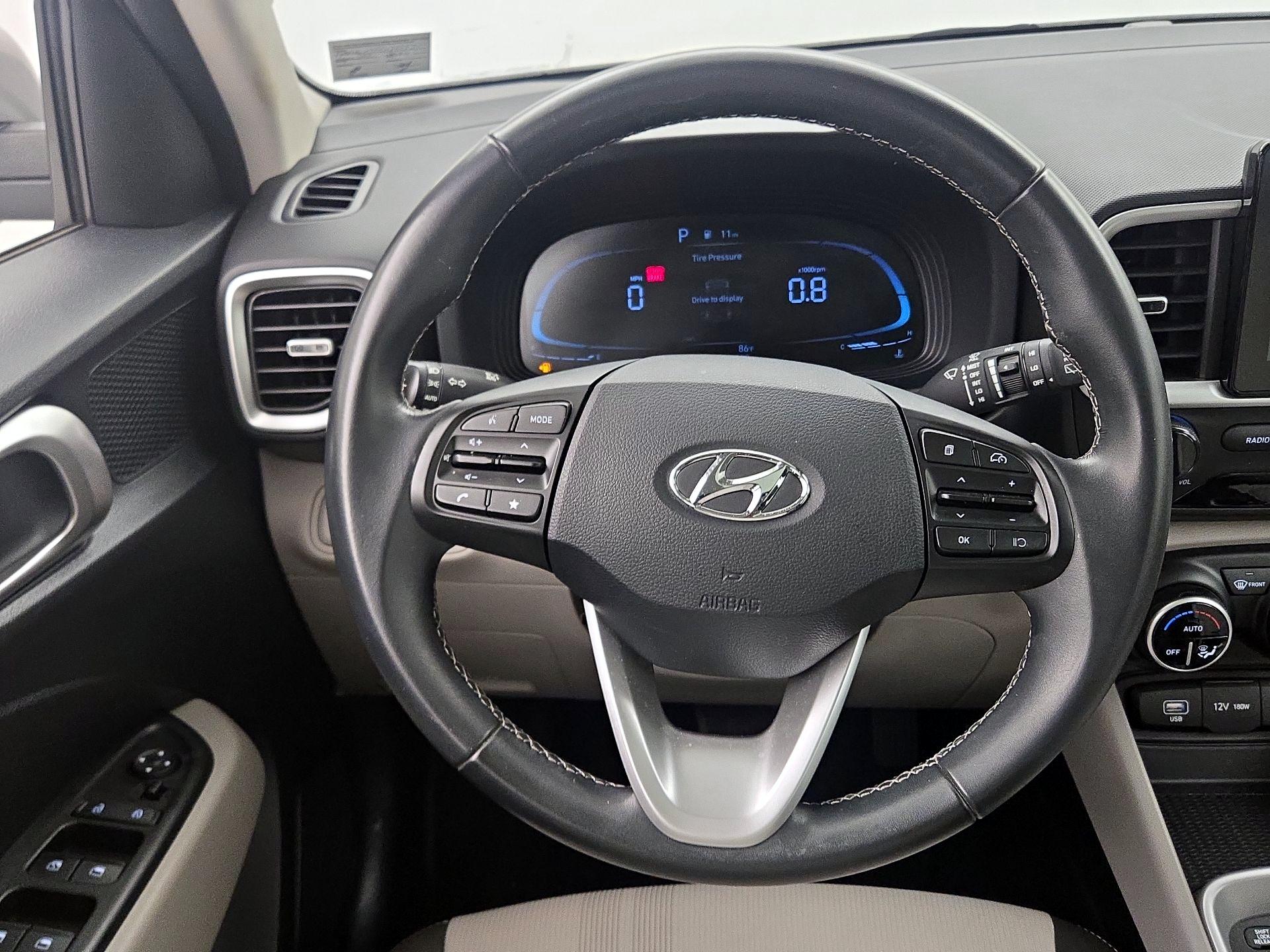 Thumbnail: 2024 Hyundai Venue - 10