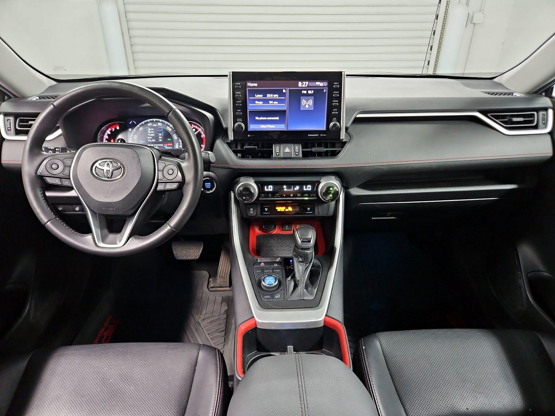 Thumbnail: 2022 Toyota RAV4 - 9